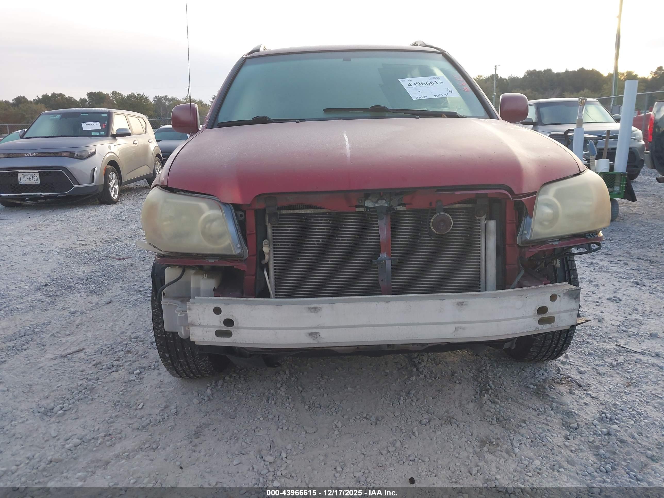 TOYOTA HIGHLANDER image 6