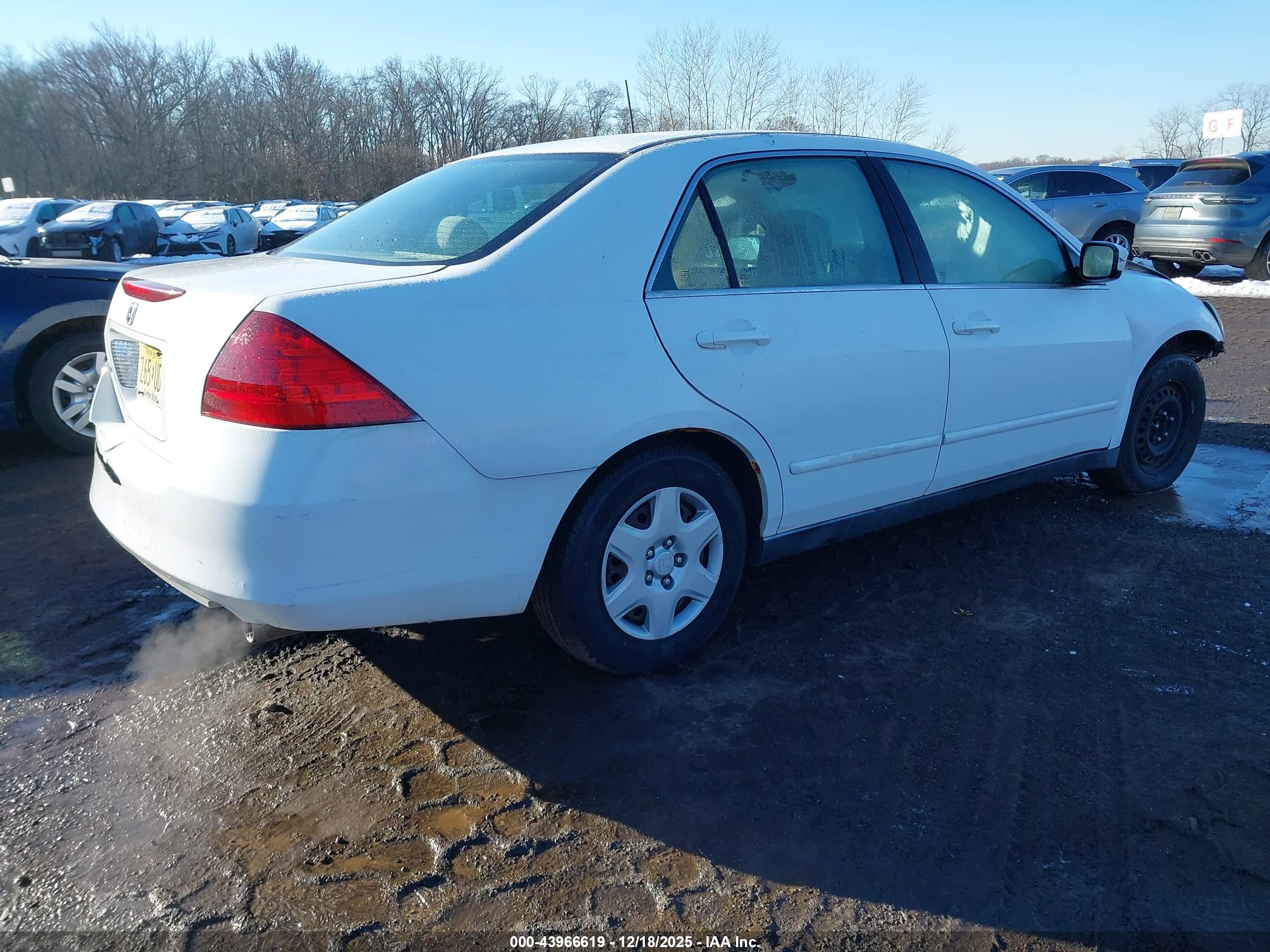 HONDA ACCORD image 4
