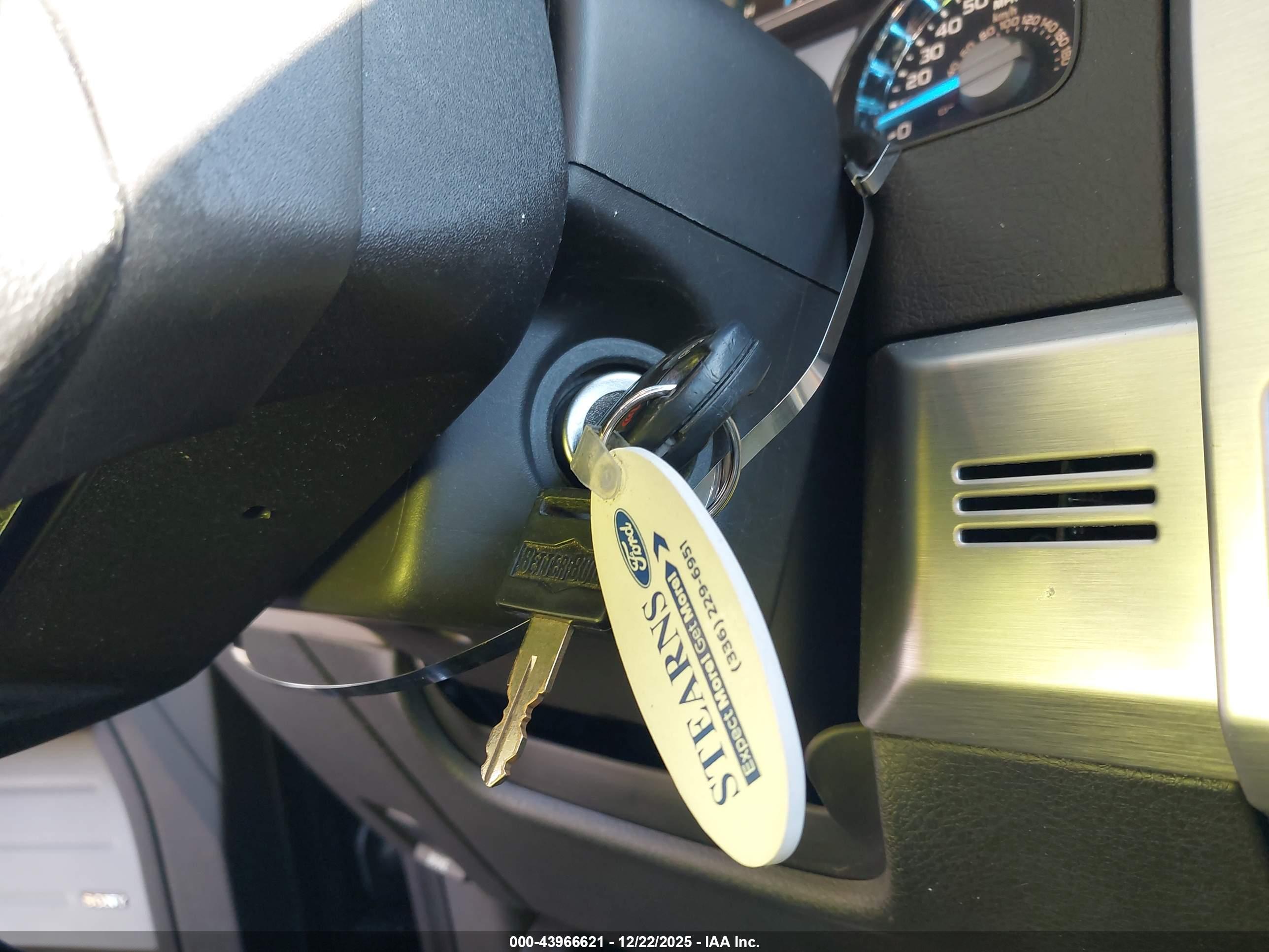 FORD F-150 image 11