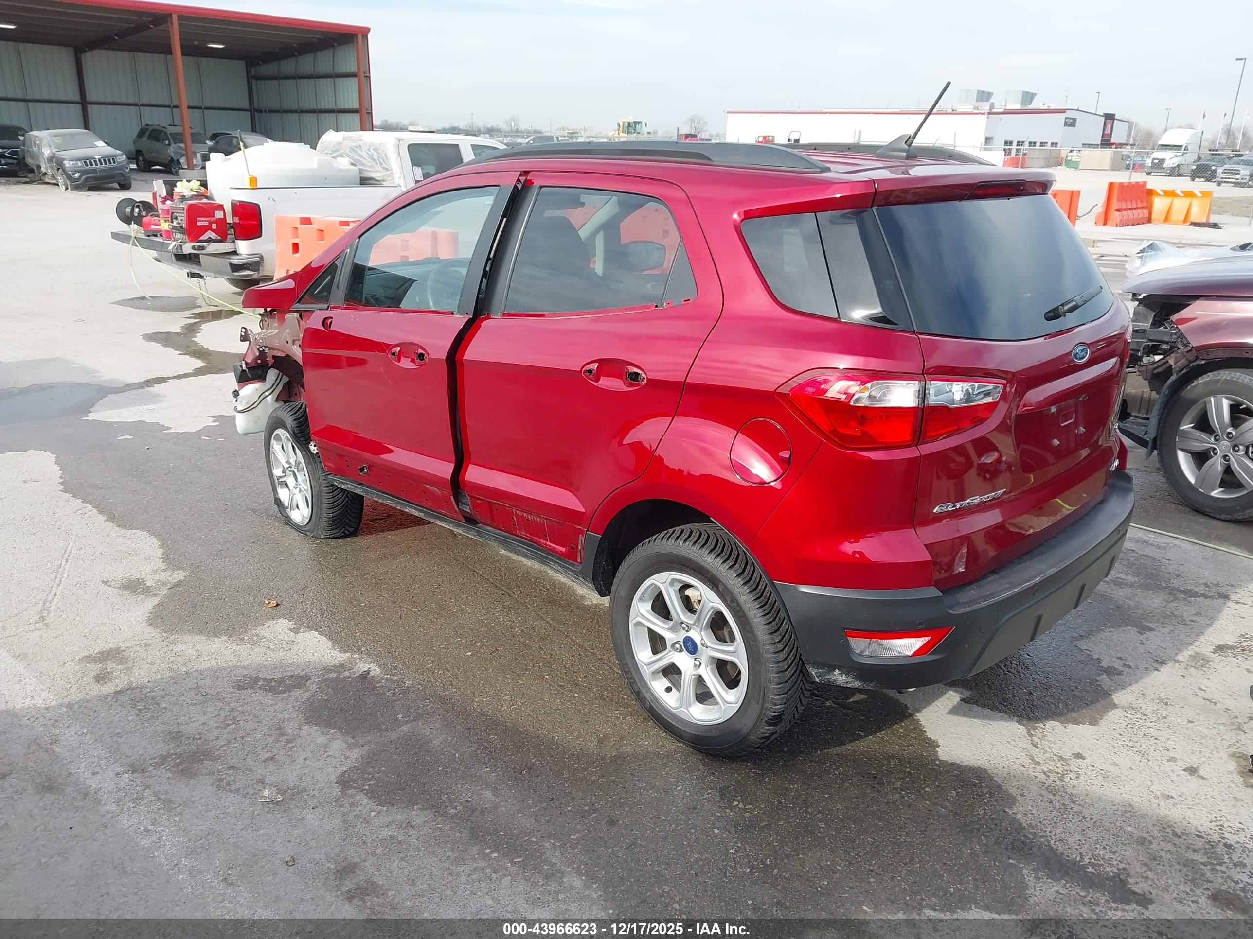 FORD ECOSPORT image 3