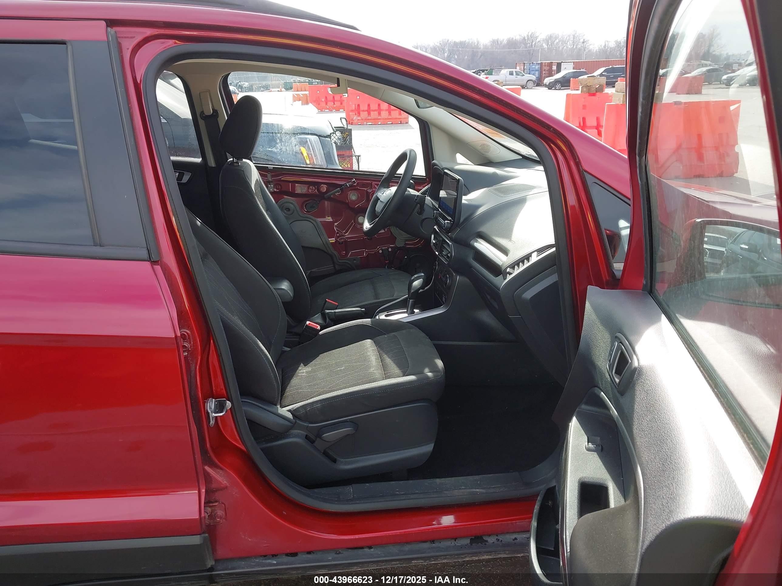 FORD ECOSPORT image 5