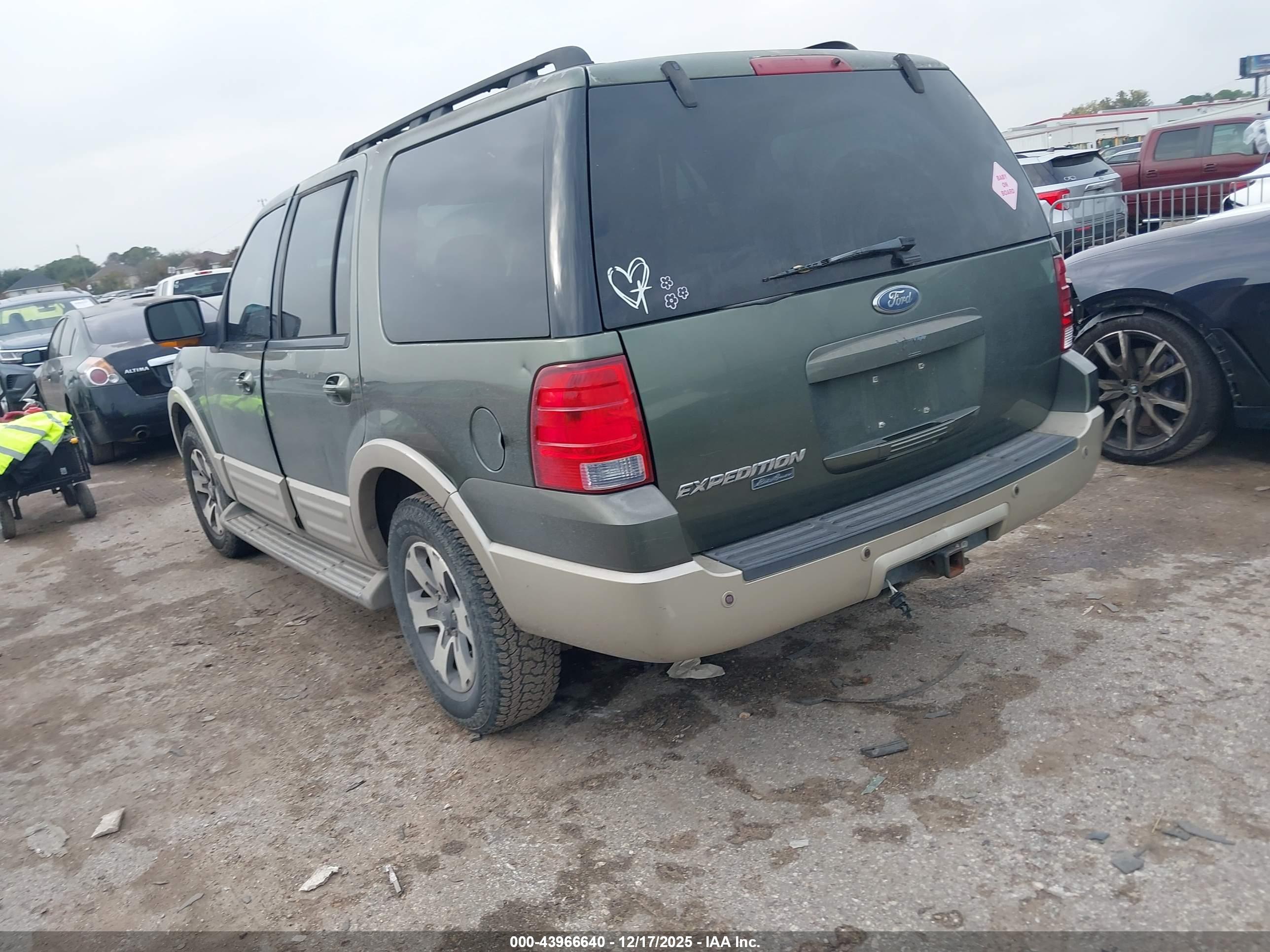 FORD EXPEDITION image 3