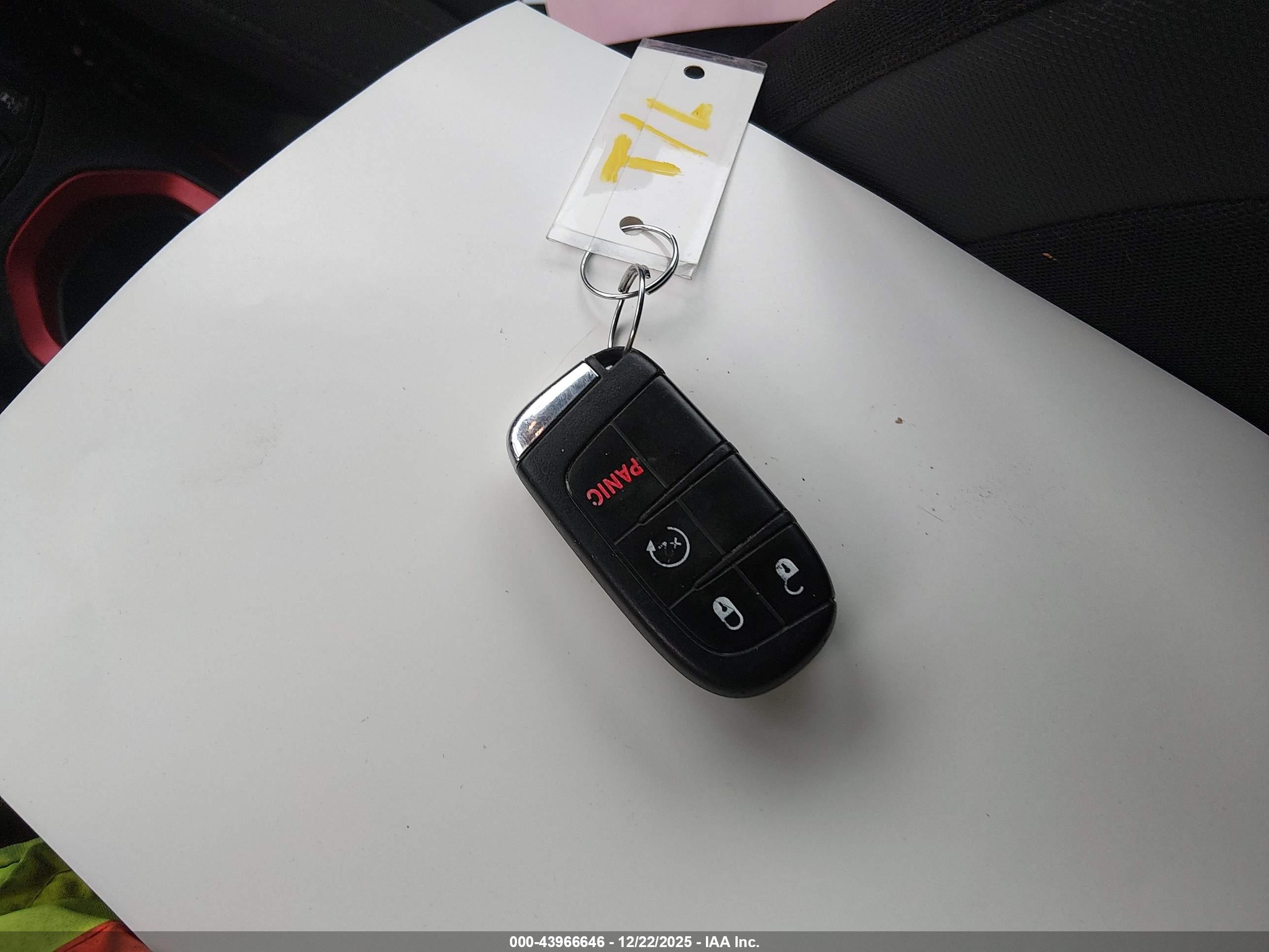 JEEP RENEGADE image 11