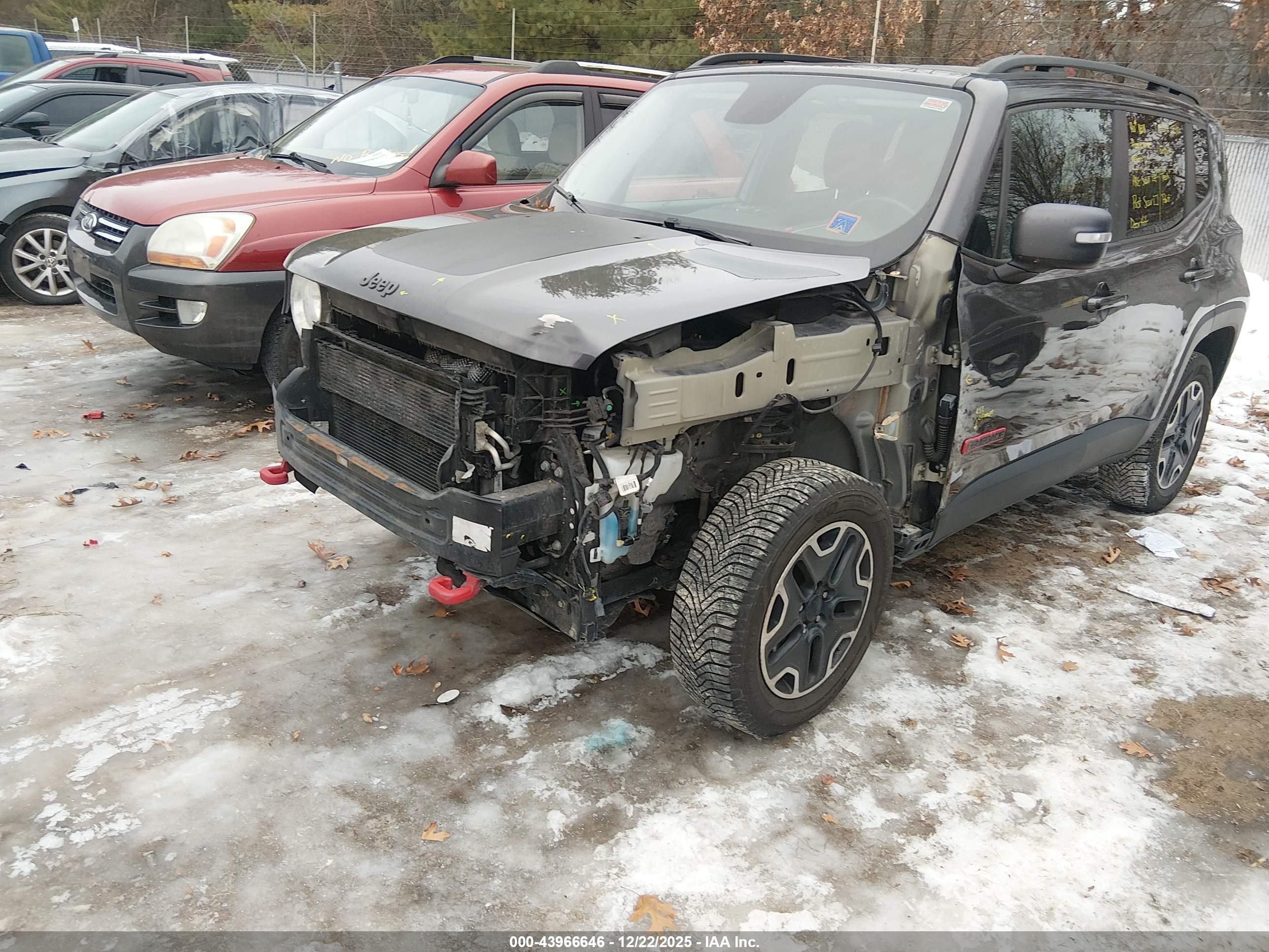 JEEP RENEGADE image 6
