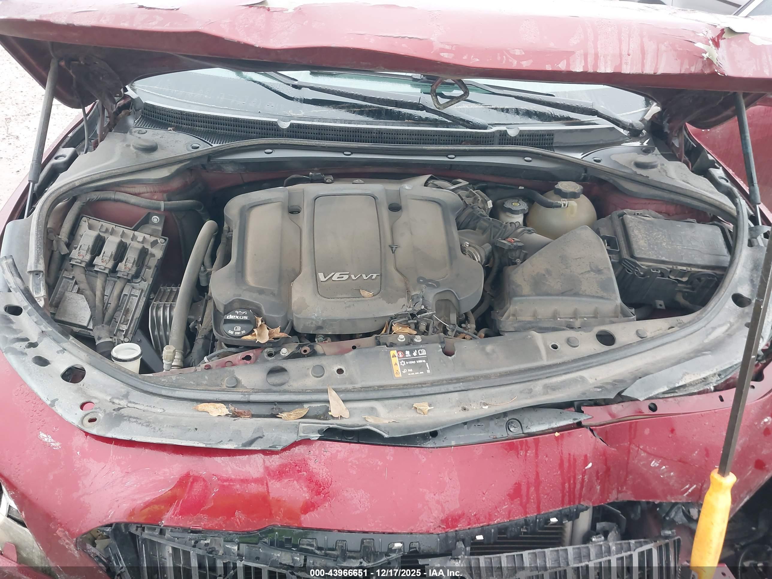 BUICK LACROSSE image 10
