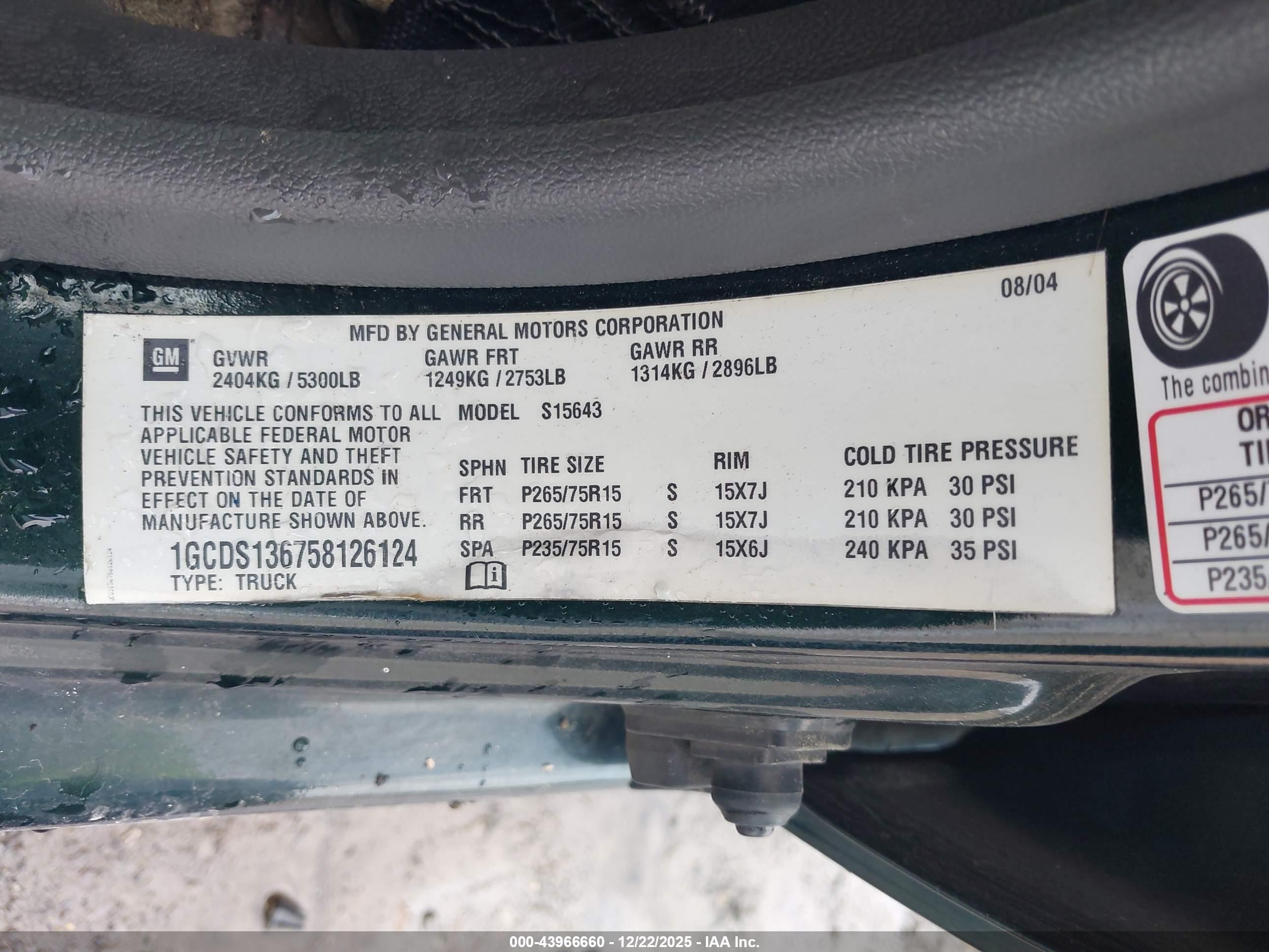 CHEVROLET COLORADO image 9