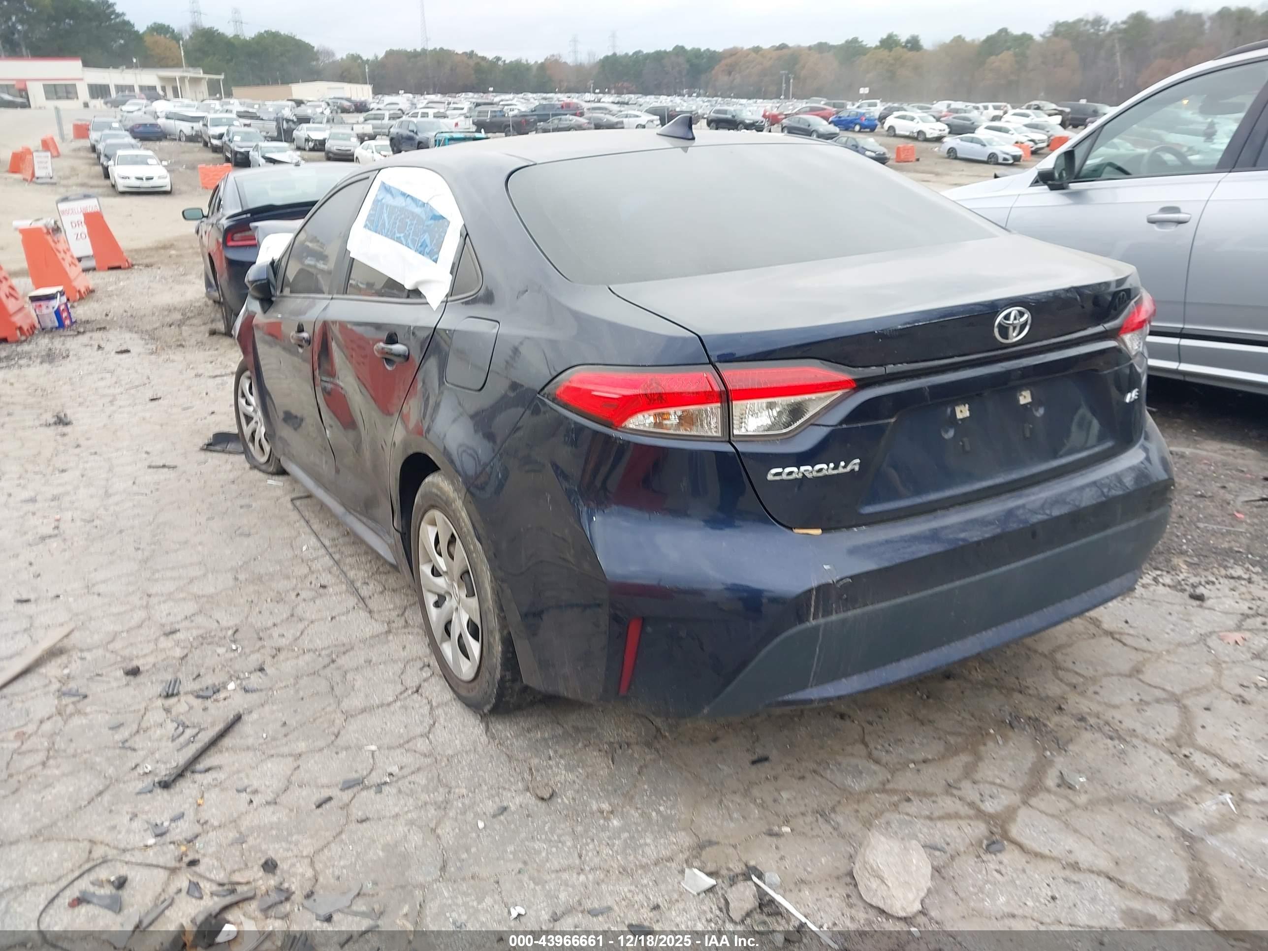 TOYOTA COROLLA image 3