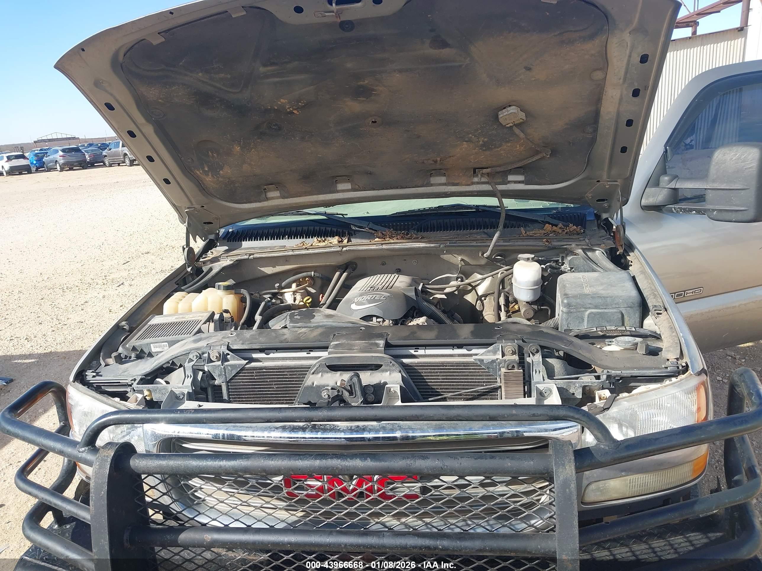 GMC SIERRA image 10