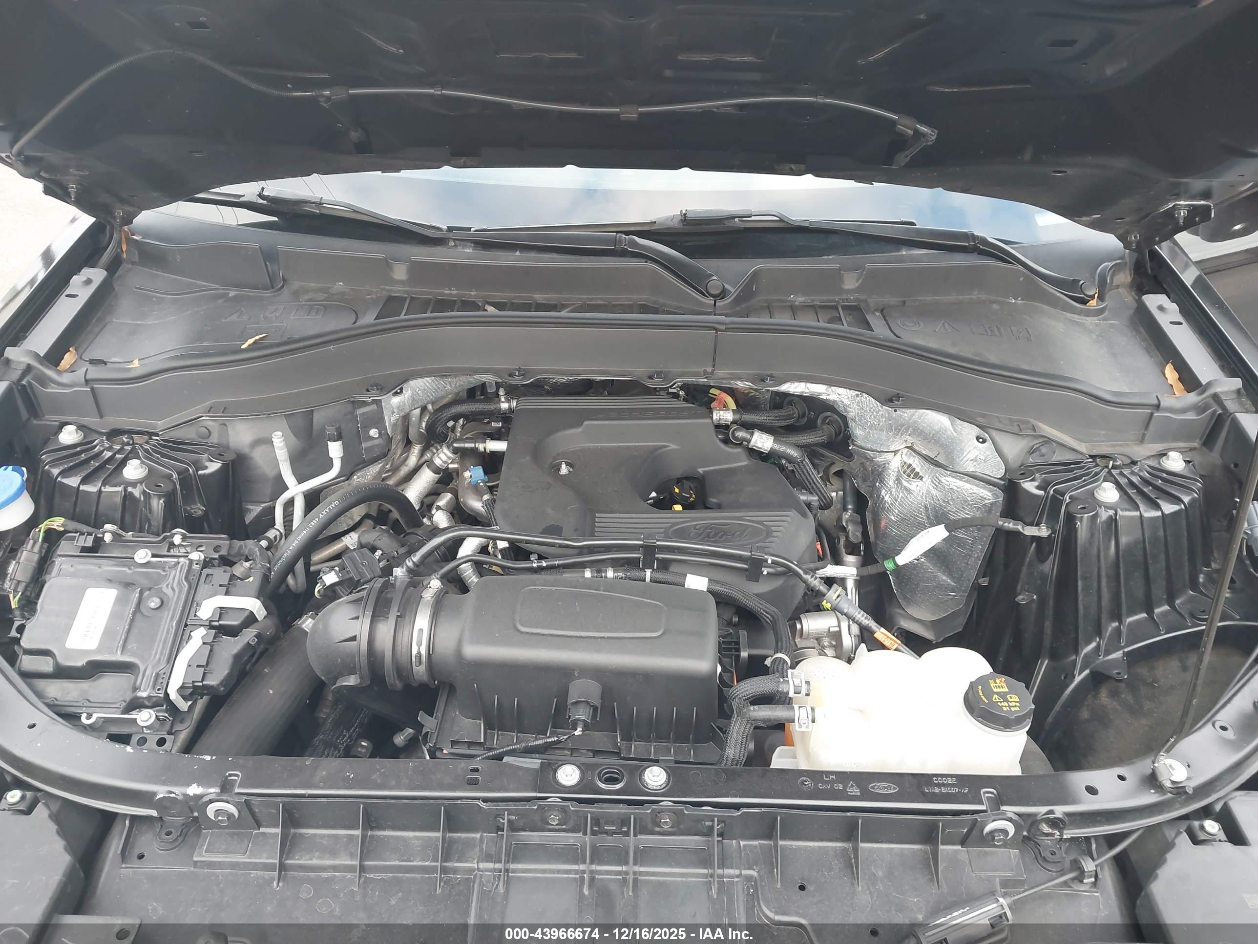 FORD EXPLORER image 10