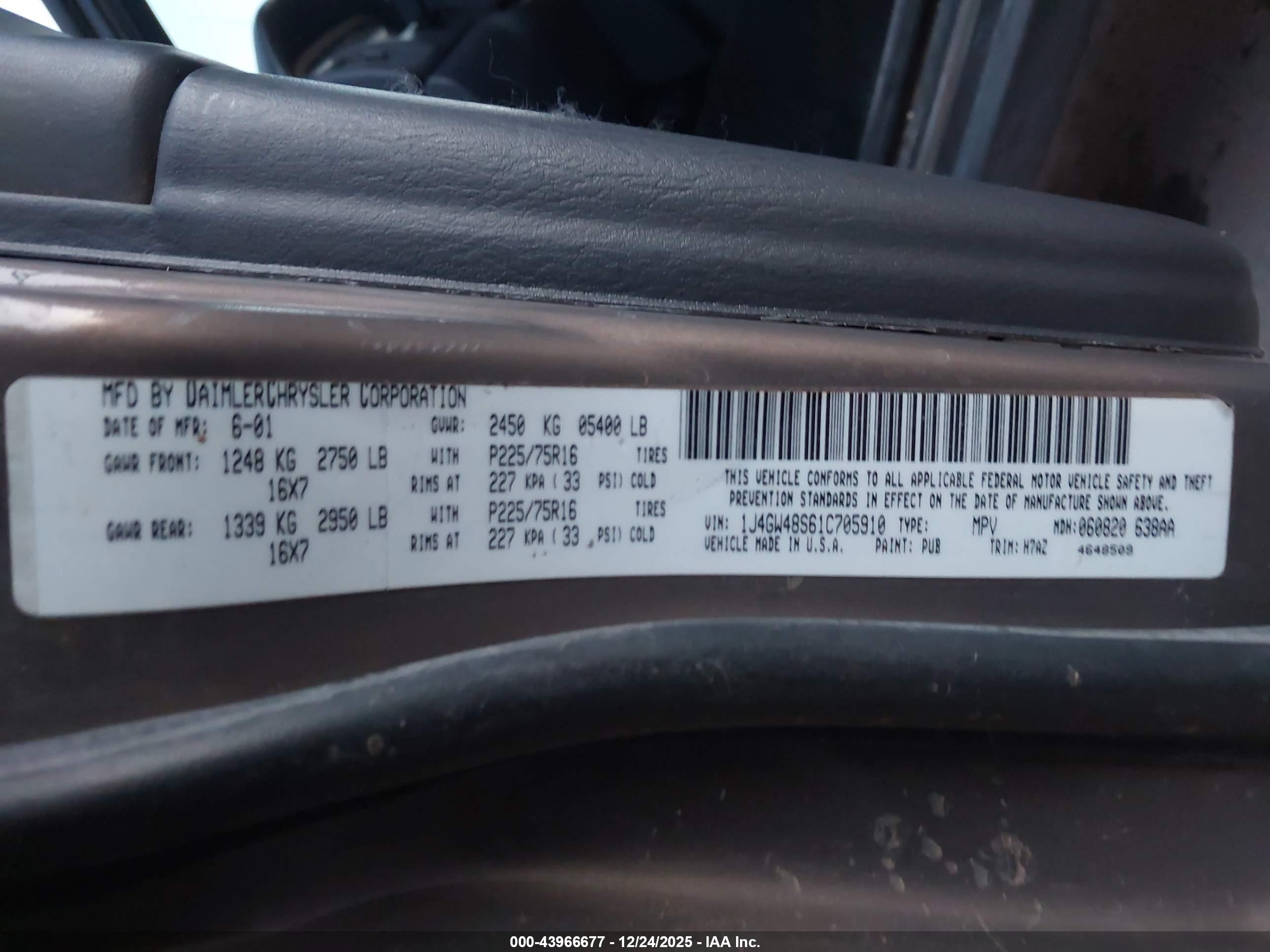 JEEP GRAND image 9