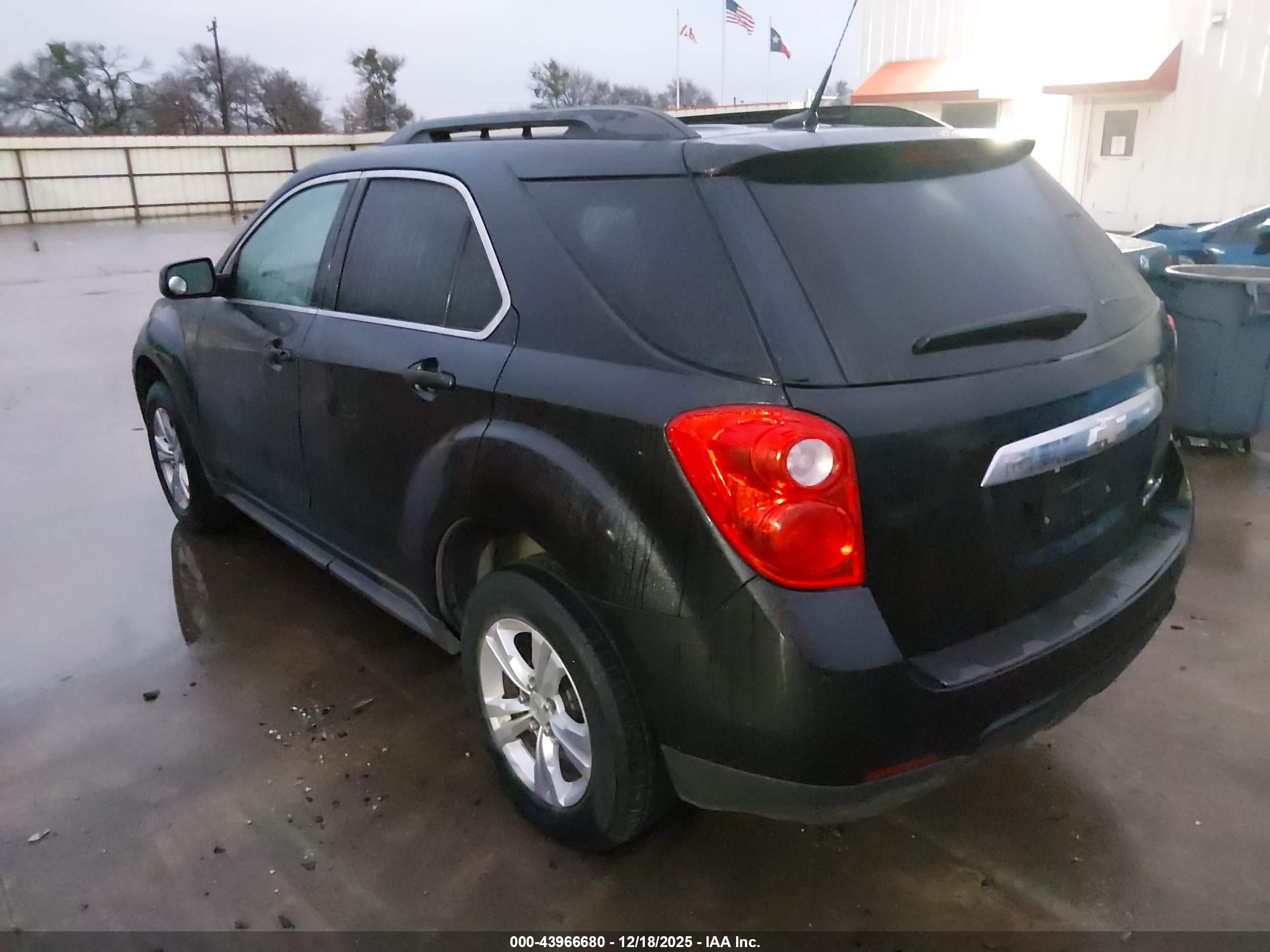 CHEVROLET EQUINOX image 3