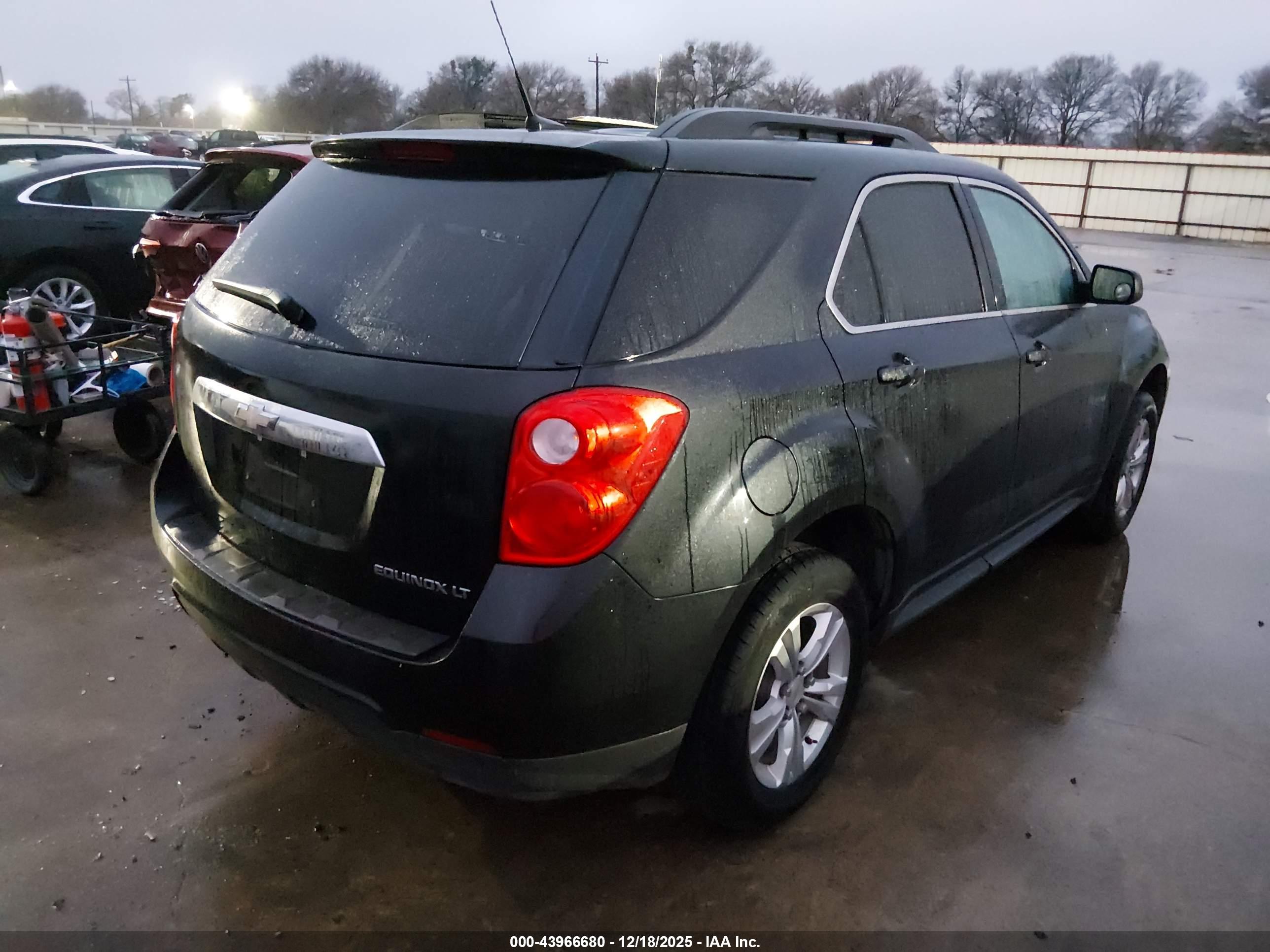 CHEVROLET EQUINOX image 4