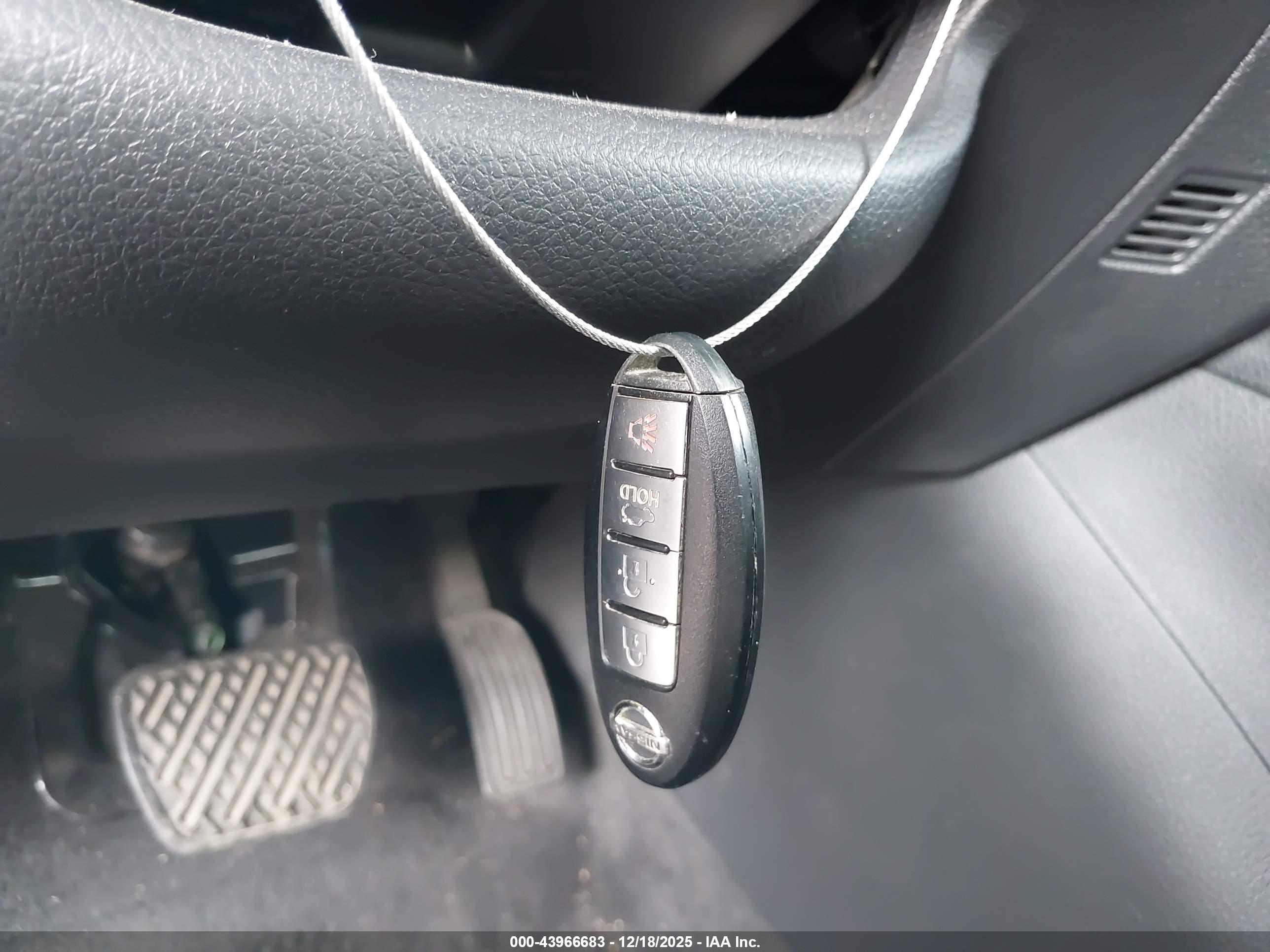 NISSAN SENTRA image 11
