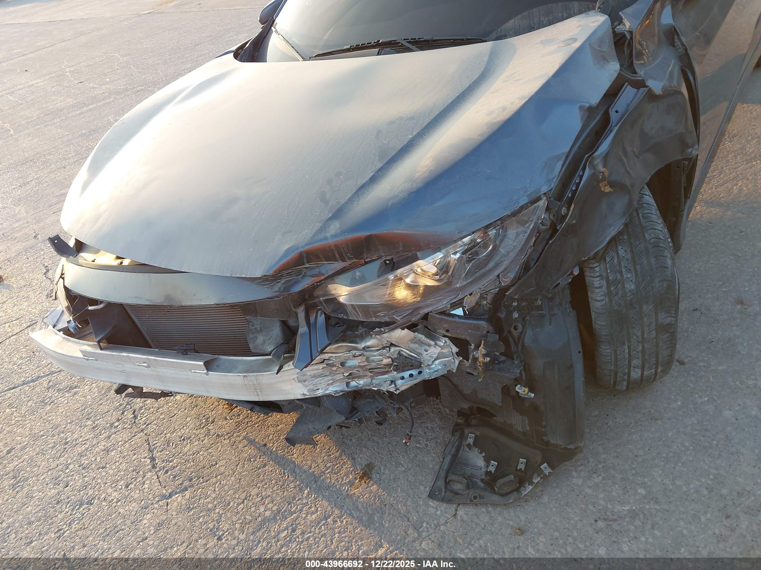 HONDA CIVIC image 6