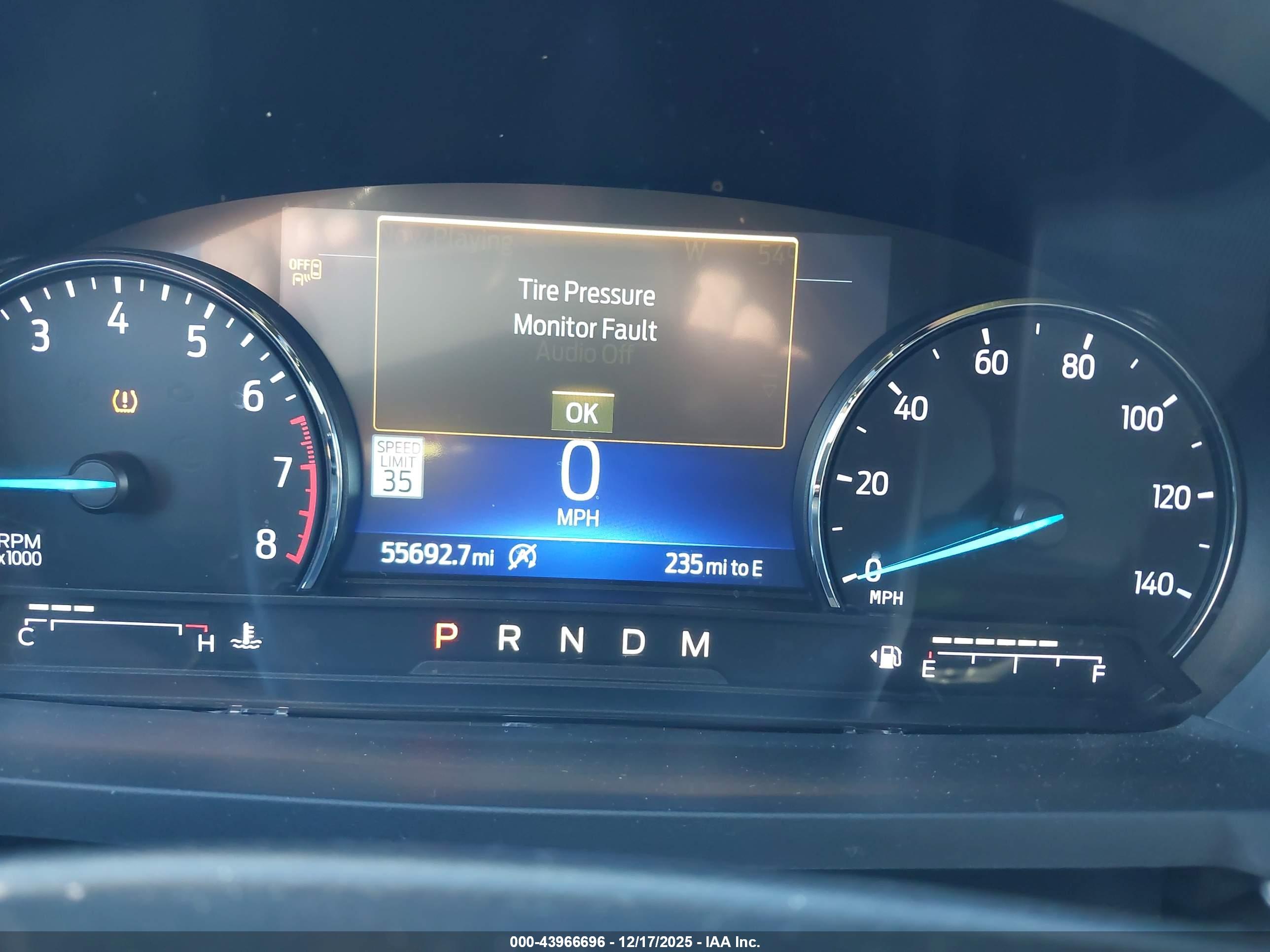 FORD EXPLORER image 7