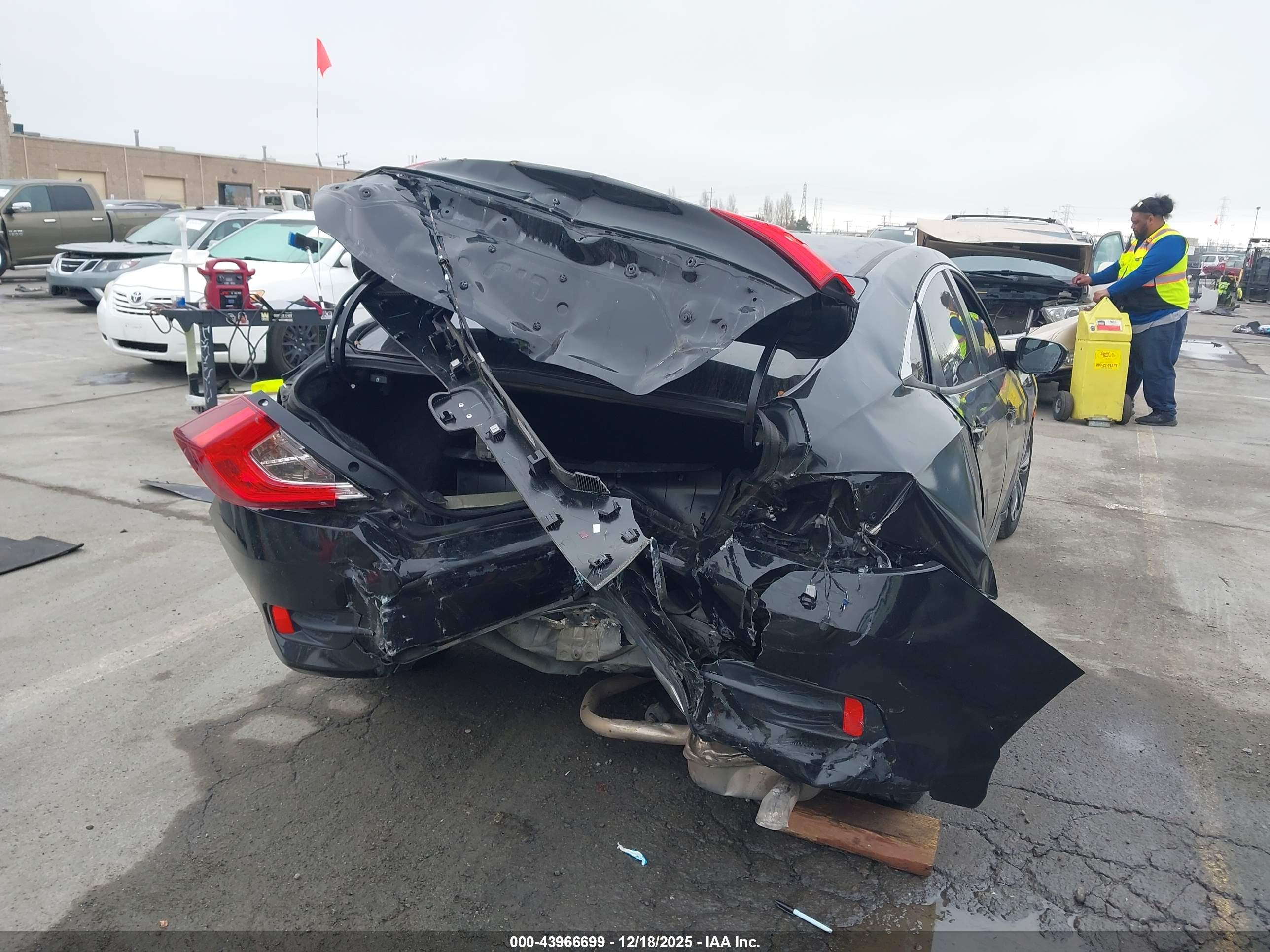 HONDA CIVIC image 6