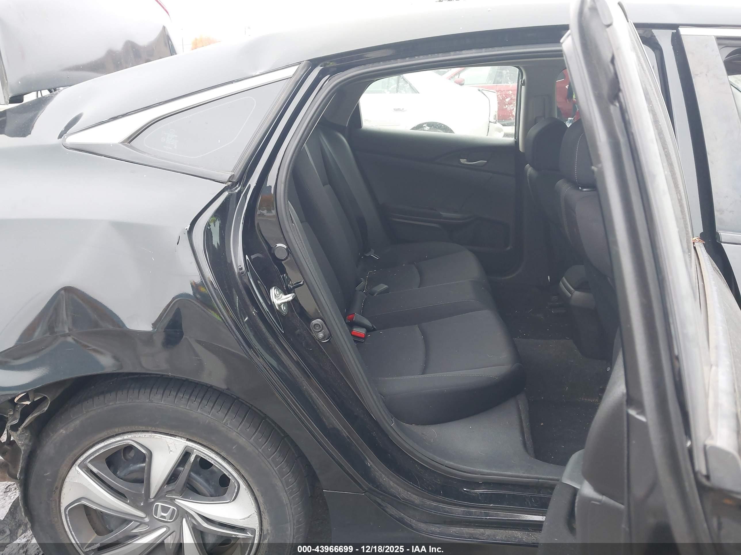 HONDA CIVIC image 8