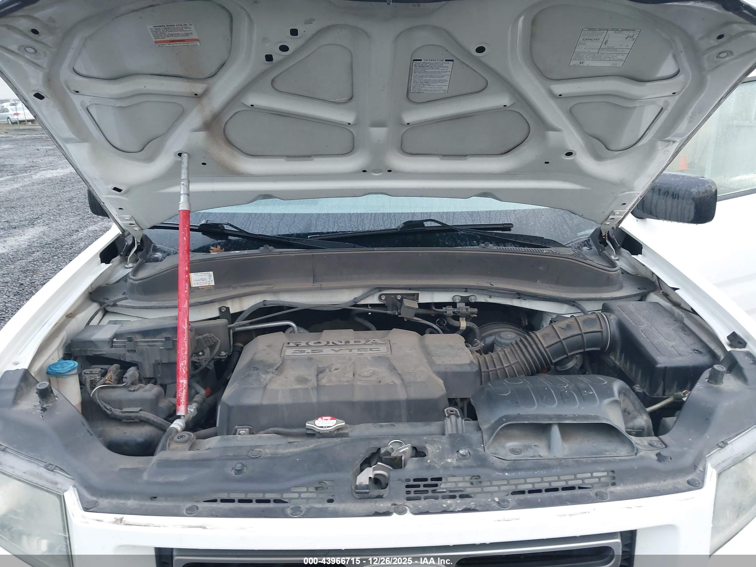HONDA RIDGELINE image 10