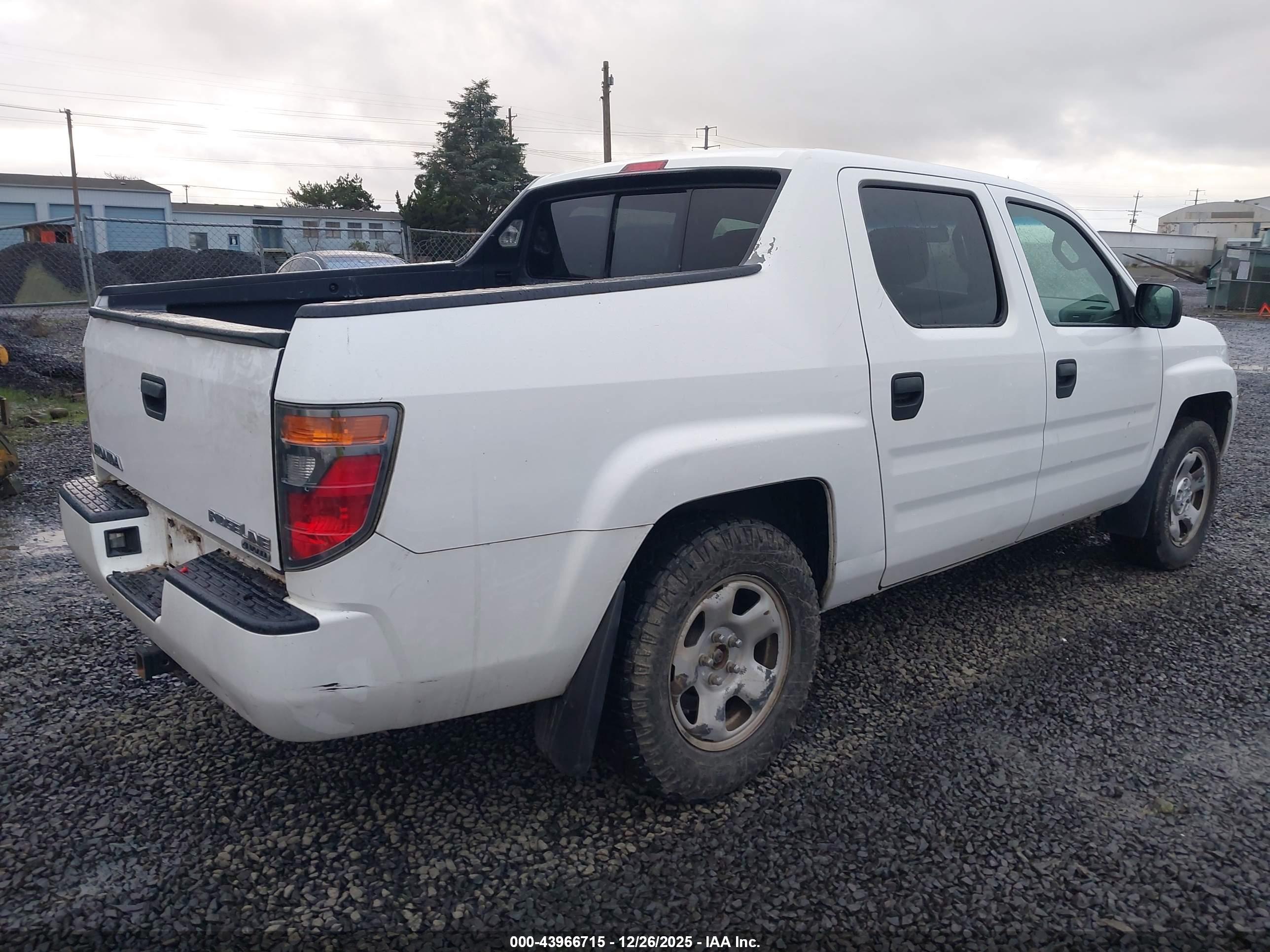 HONDA RIDGELINE image 4
