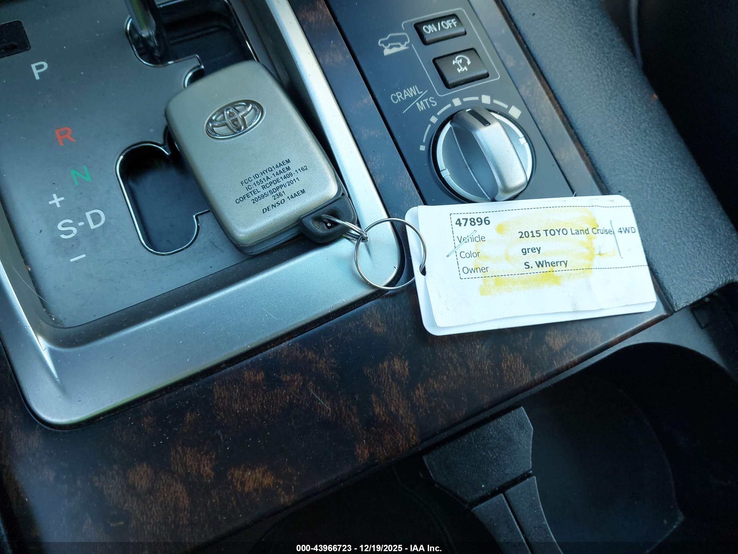 TOYOTA LAND image 11
