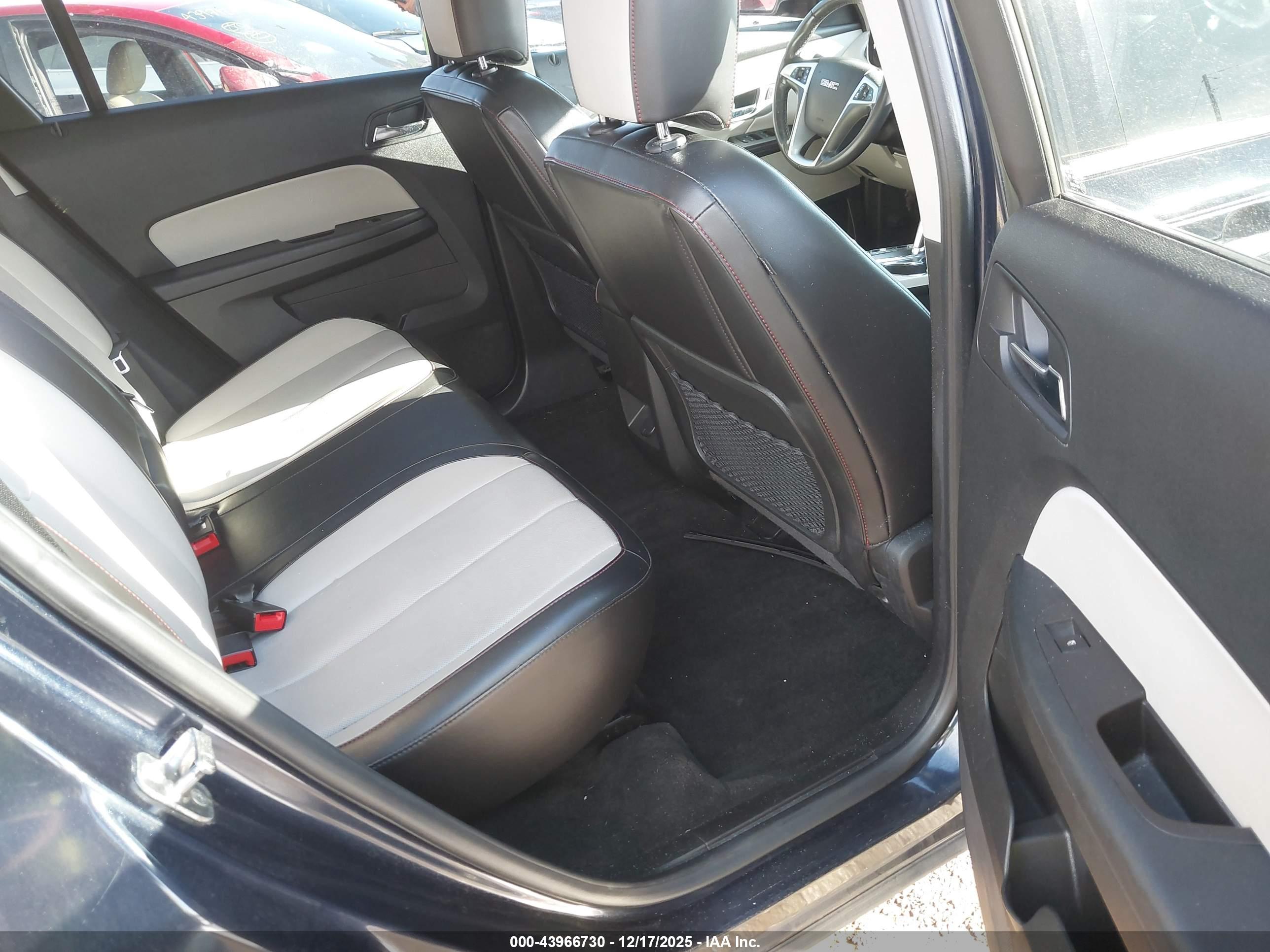 GMC TERRAIN image 8
