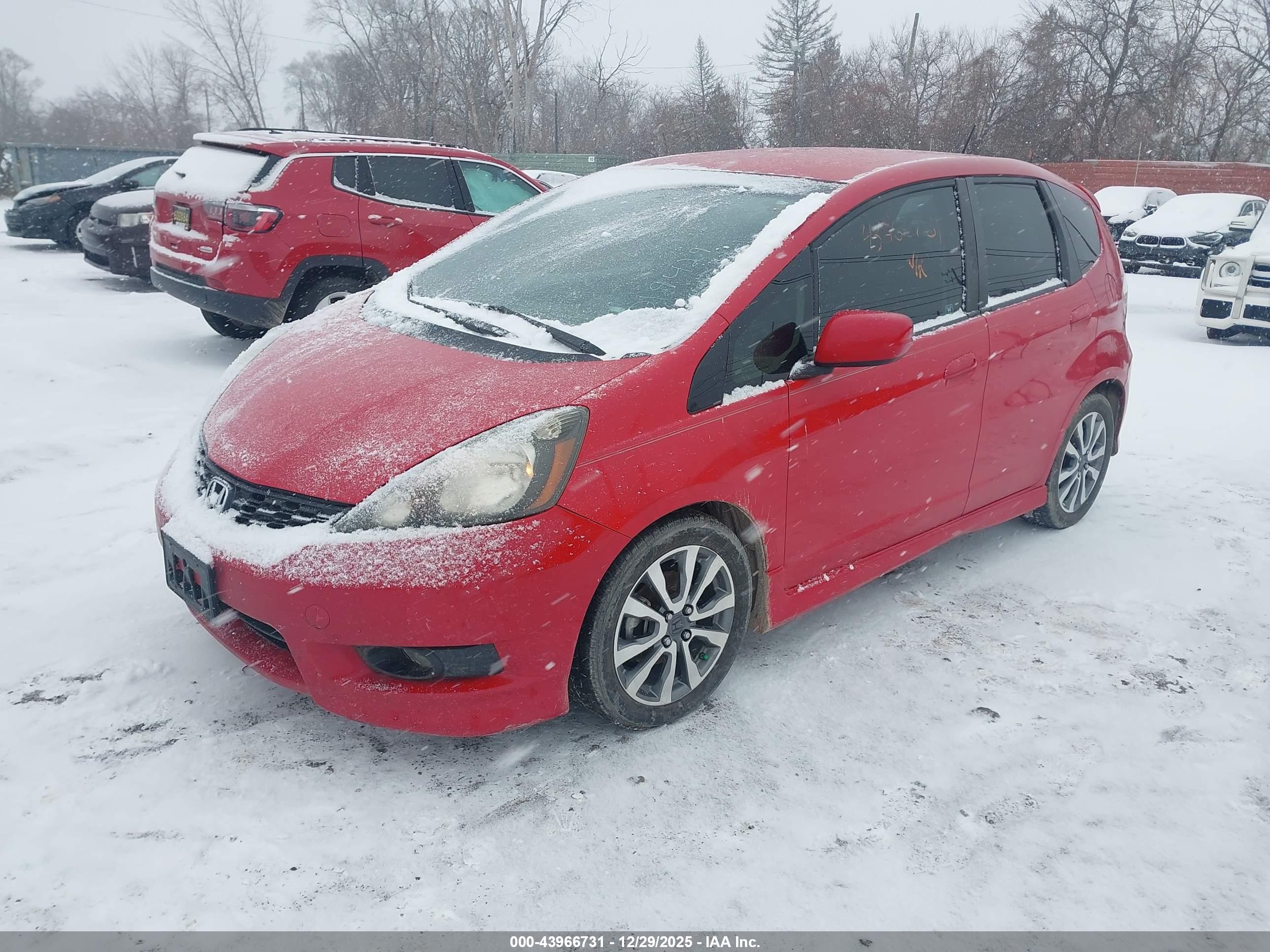 HONDA FIT image 2