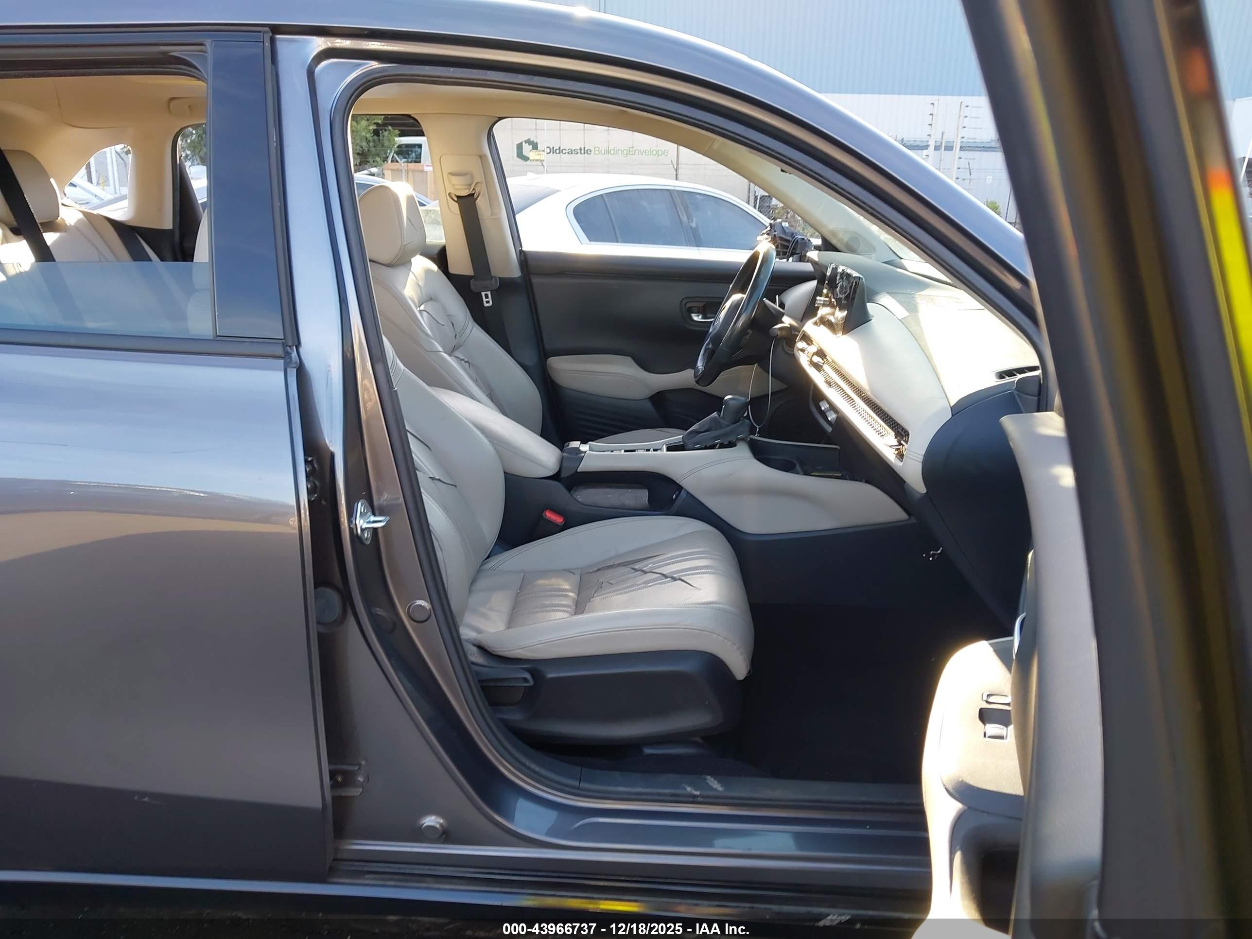 HONDA HR-V image 5