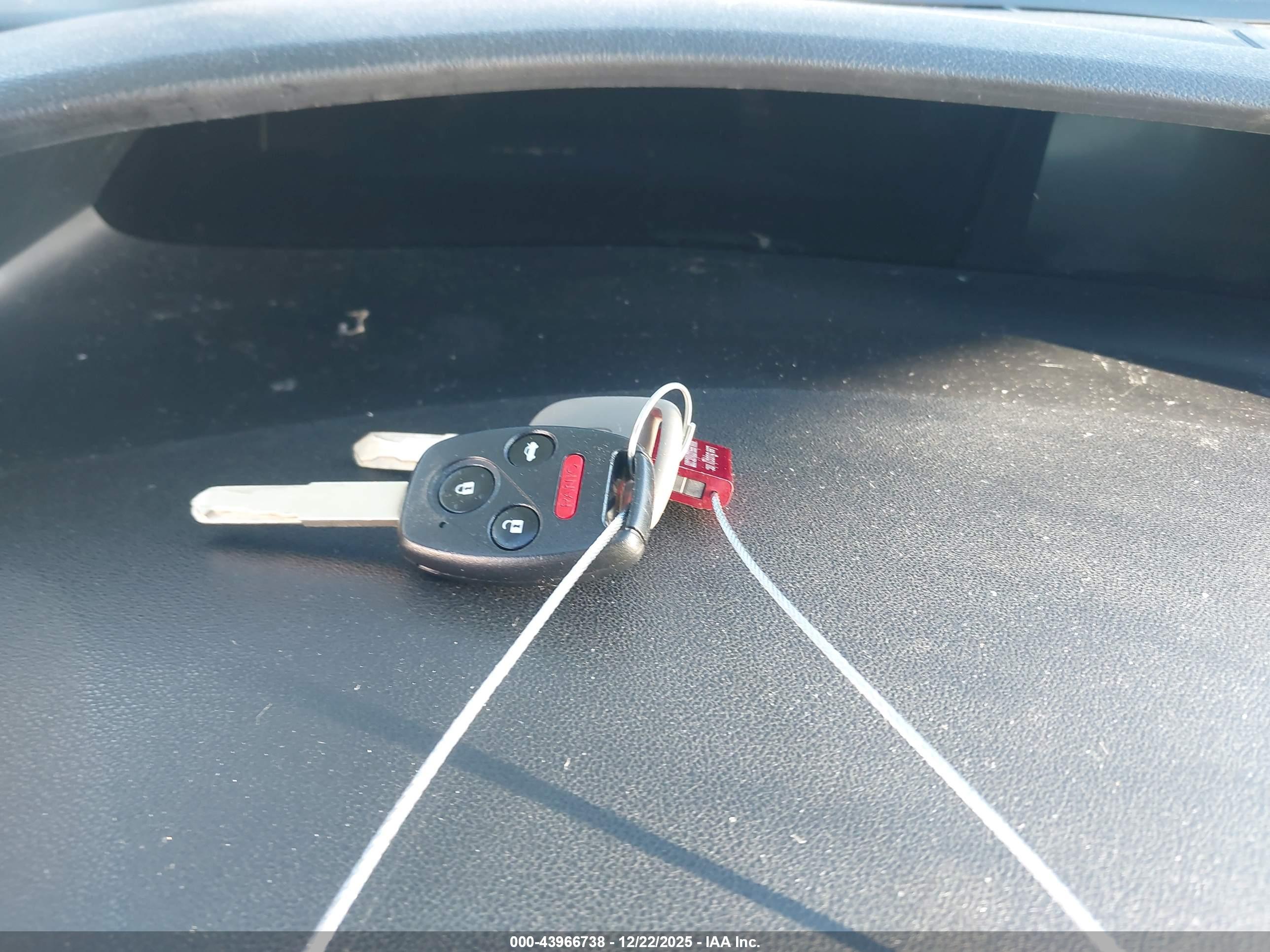 HONDA CIVIC image 11