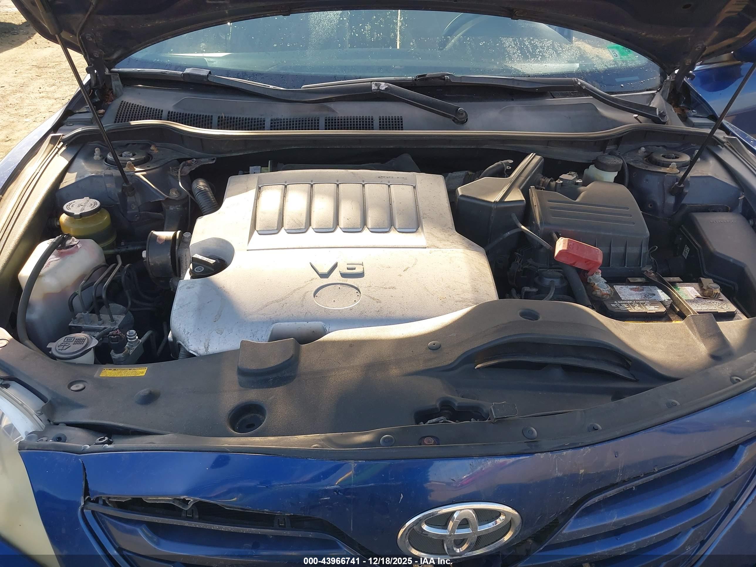 TOYOTA CAMRY image 10