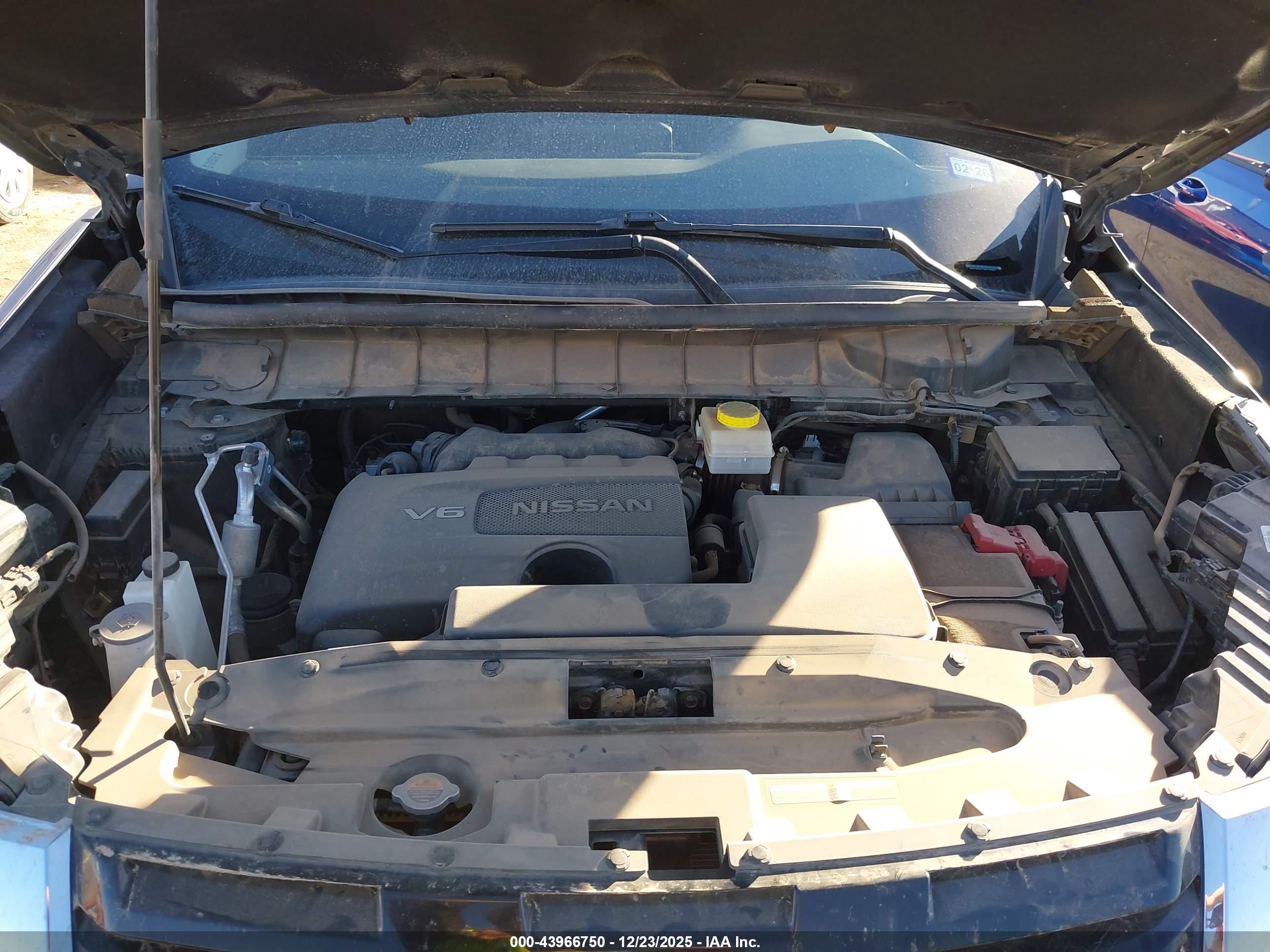 NISSAN PATHFINDER image 10