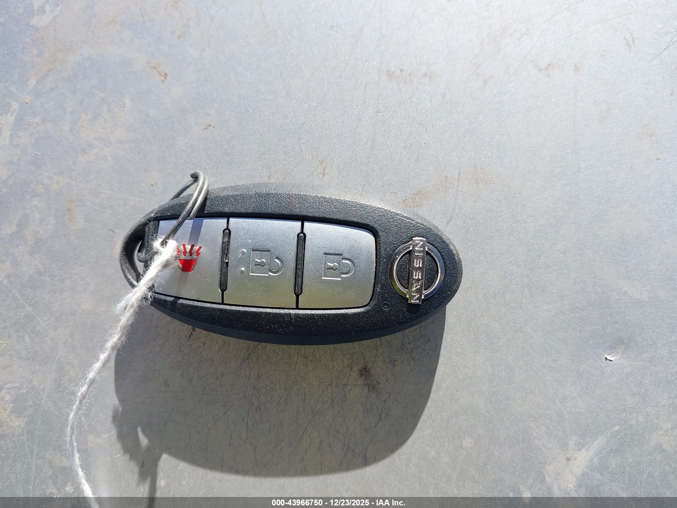 NISSAN PATHFINDER image 11