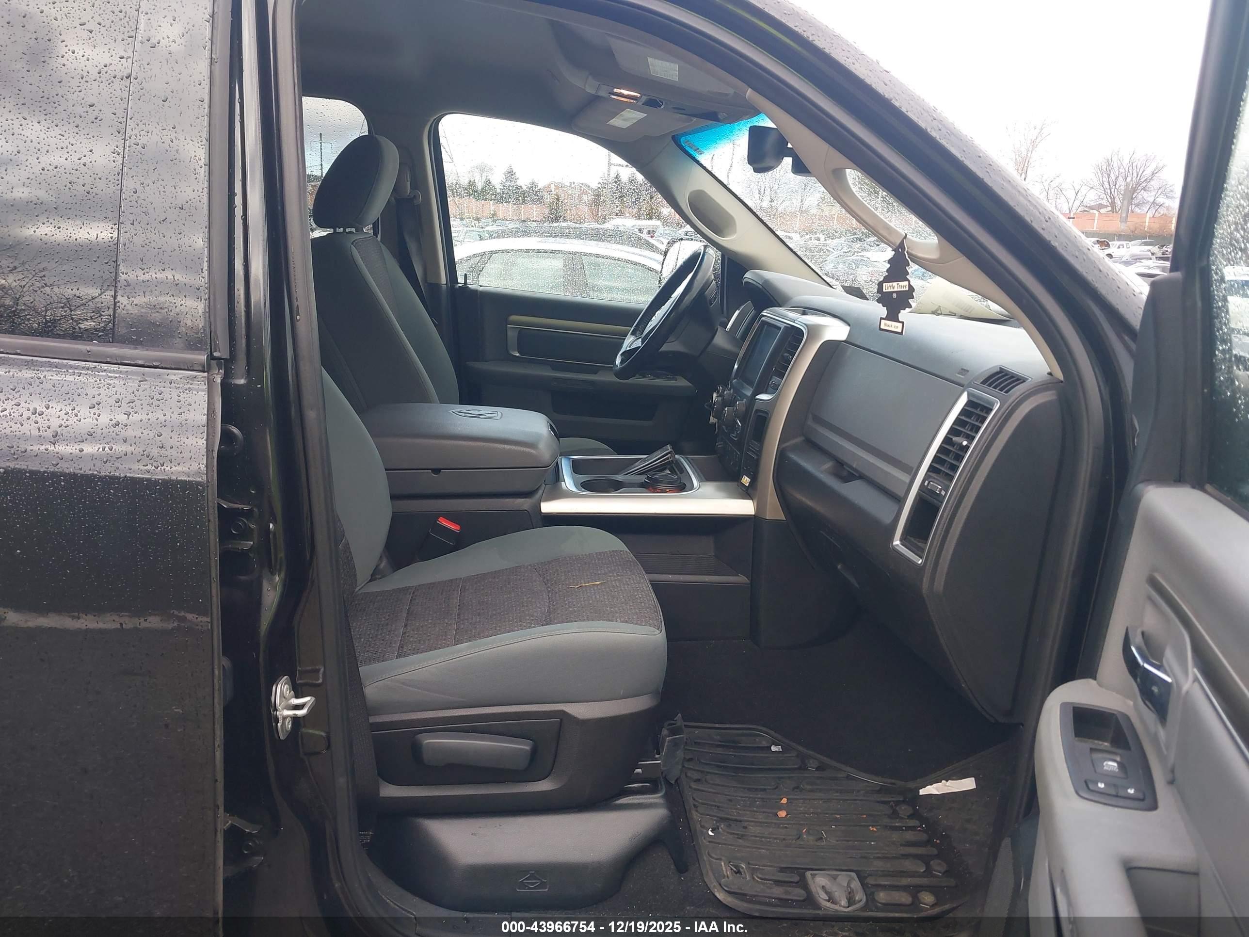 RAM 1500 image 5