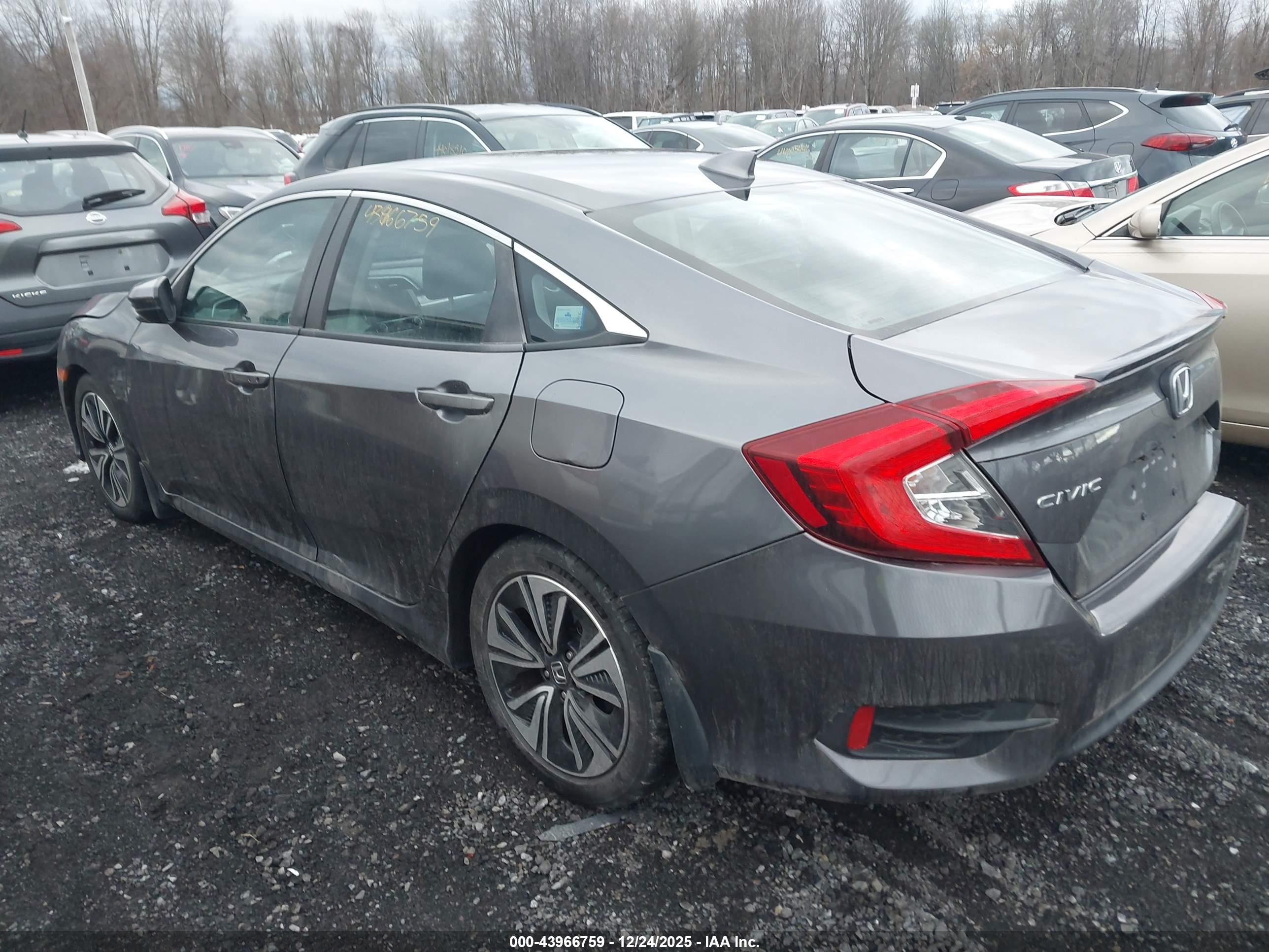HONDA CIVIC image 3