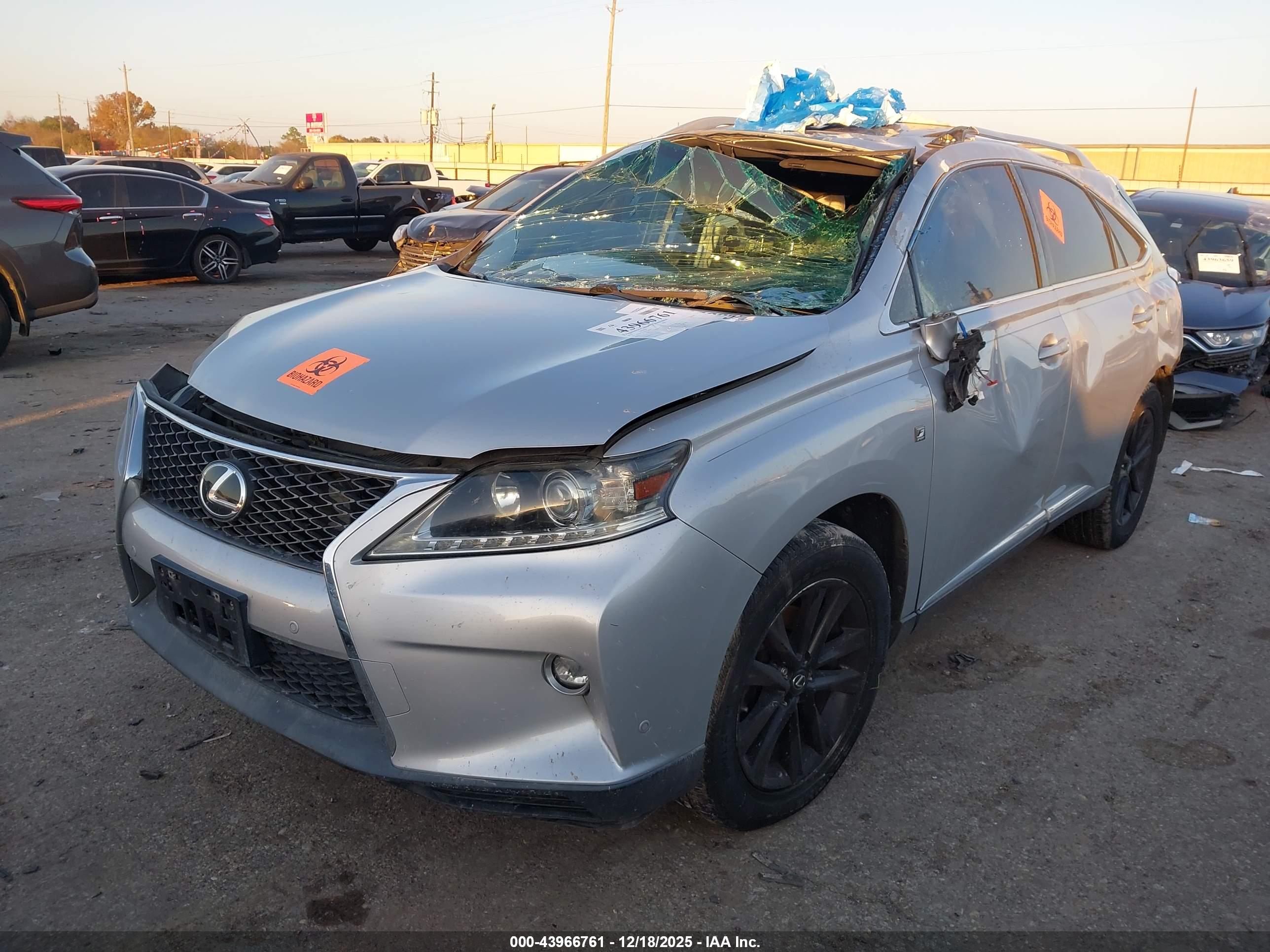 LEXUS RX image 2