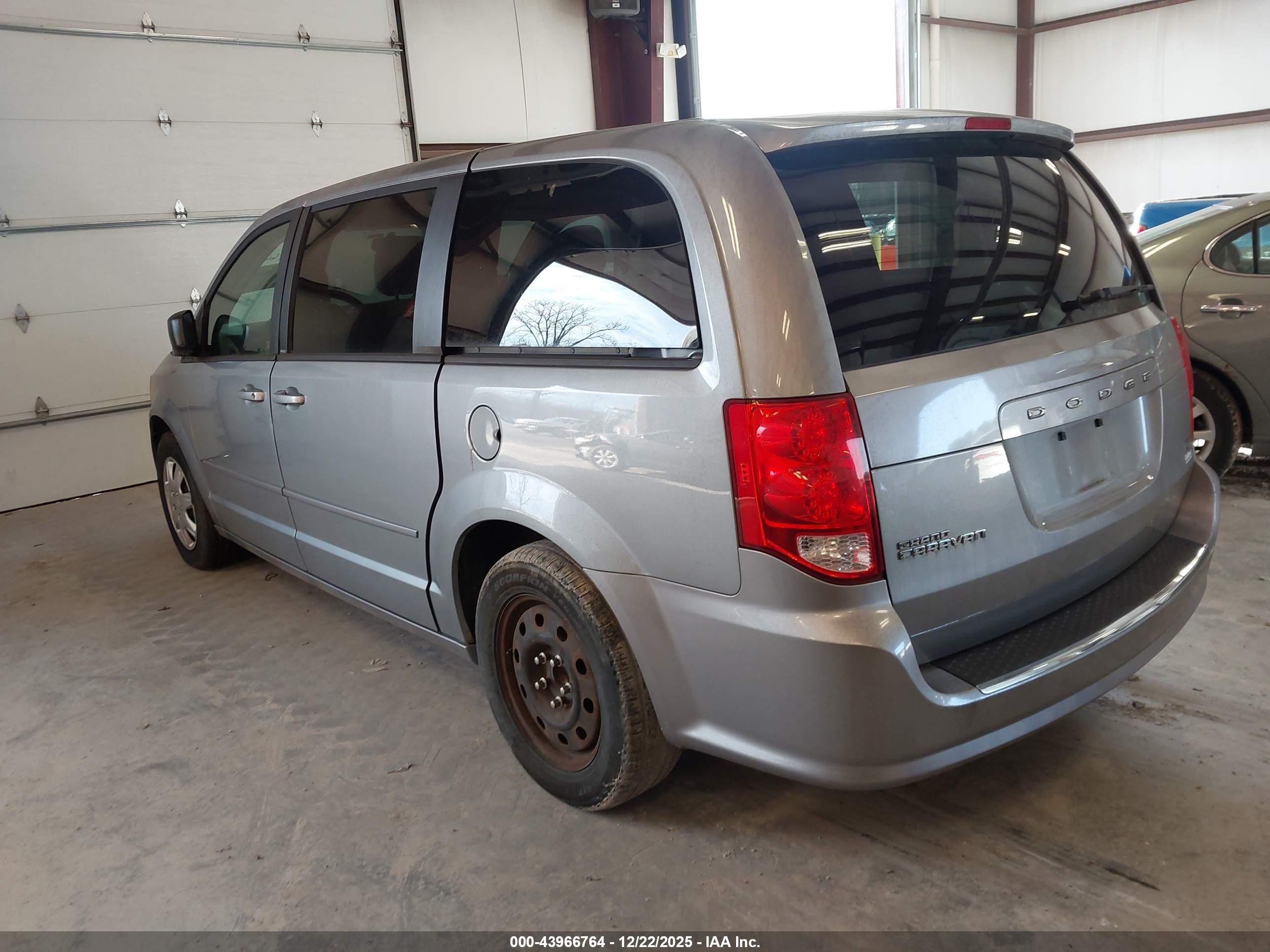 DODGE GRAND image 3