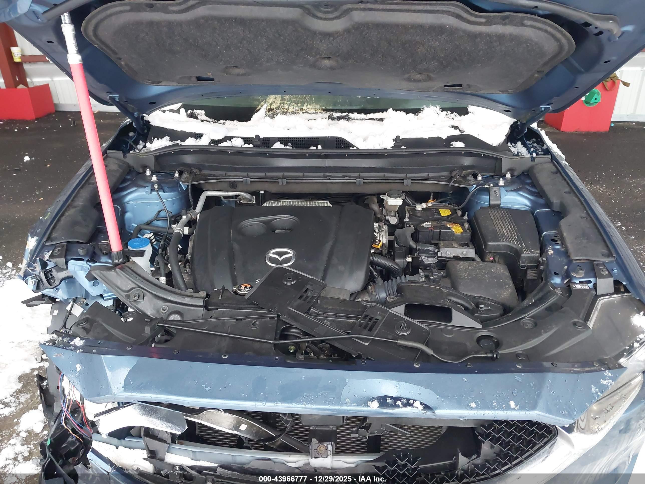 MAZDA CX-5 image 10