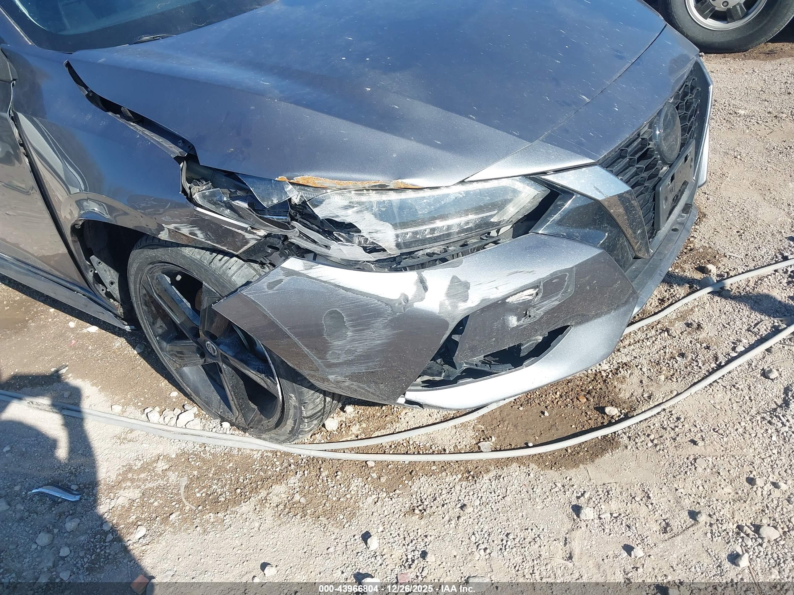 NISSAN SENTRA image 6