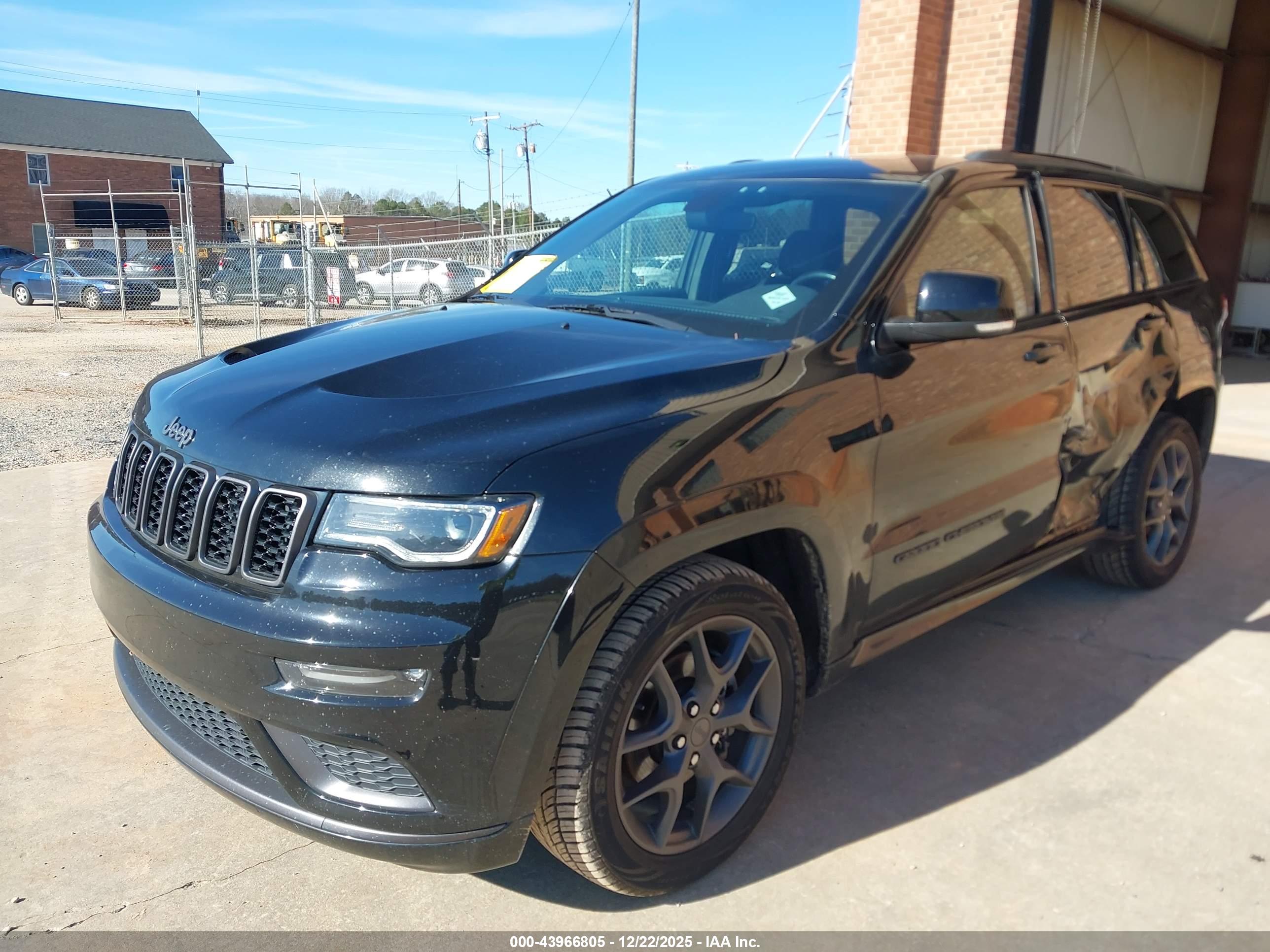 JEEP GRAND image 2