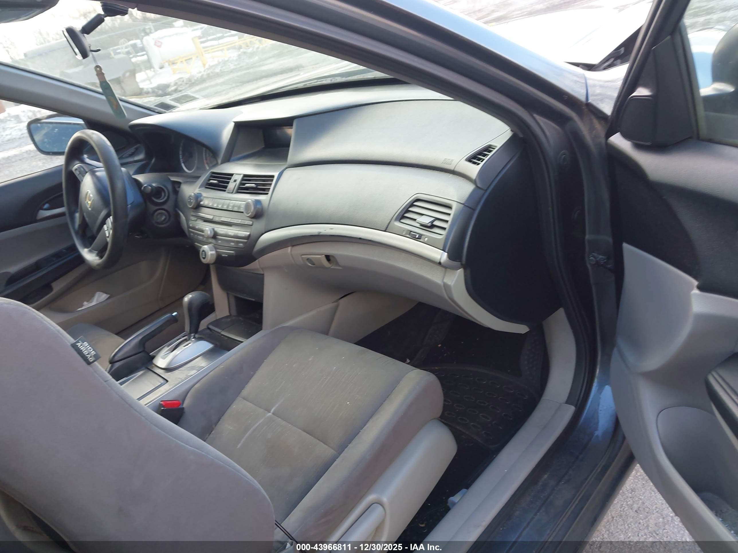 HONDA ACCORD image 5