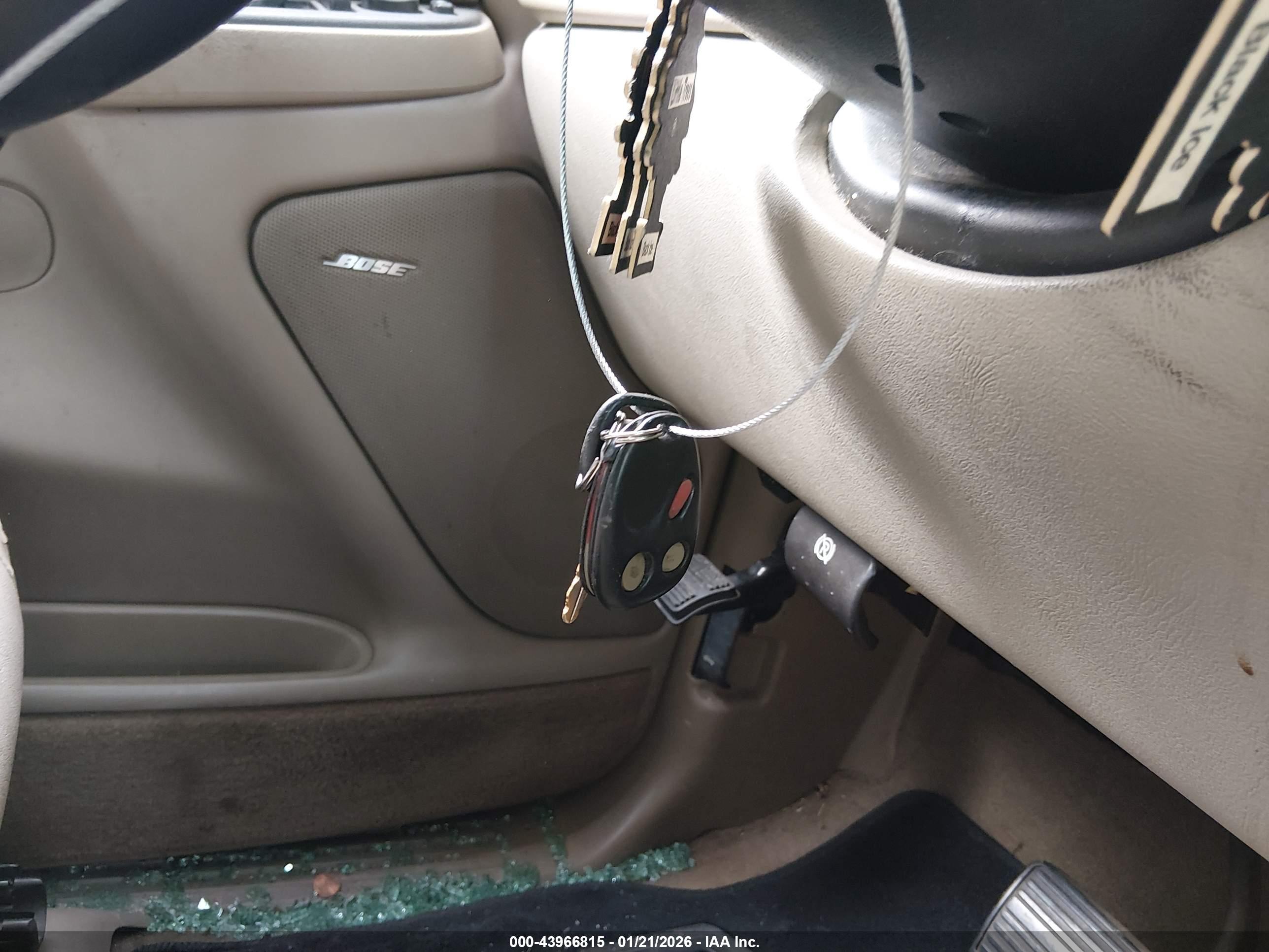 CHEVROLET TAHOE image 11