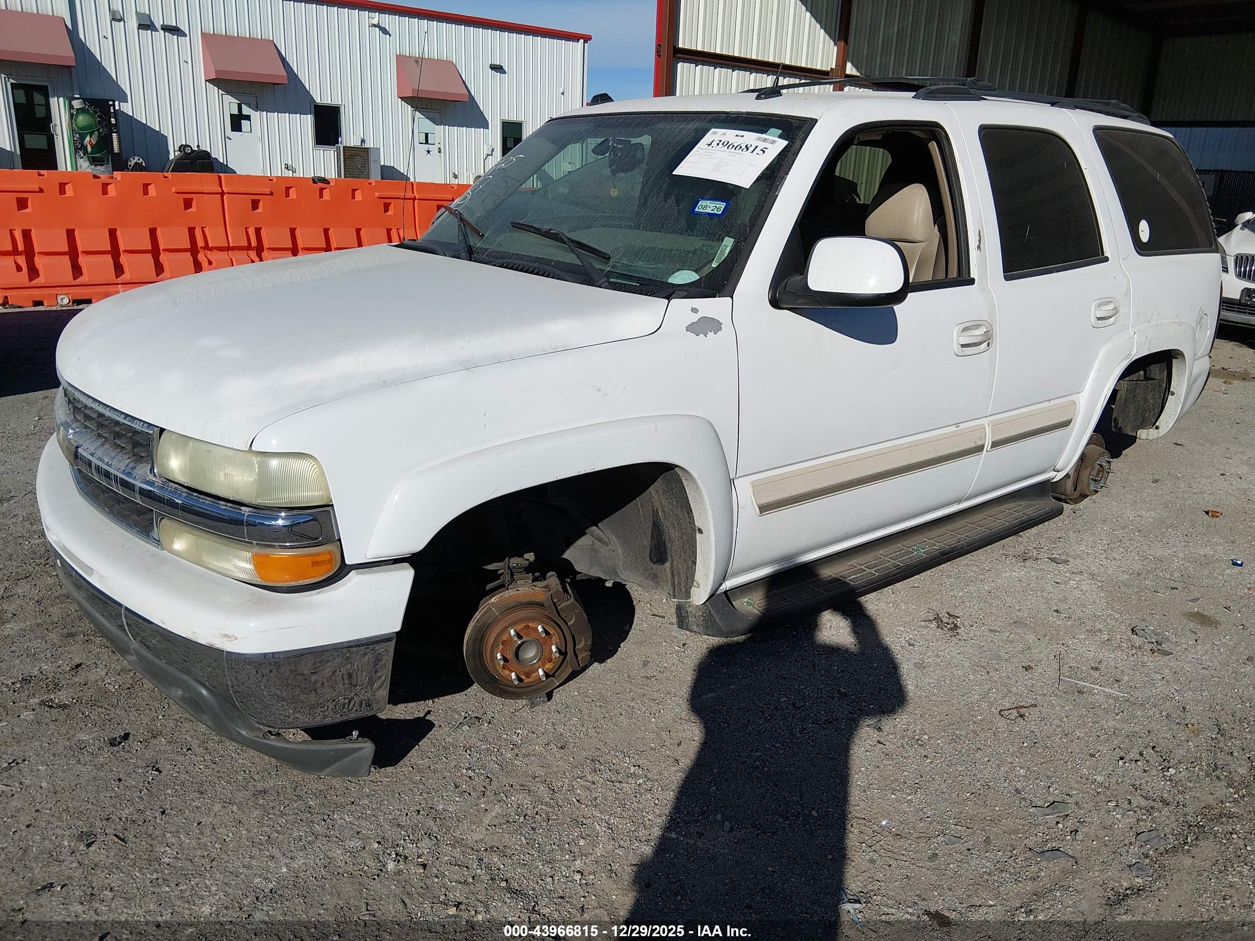 CHEVROLET TAHOE image 2