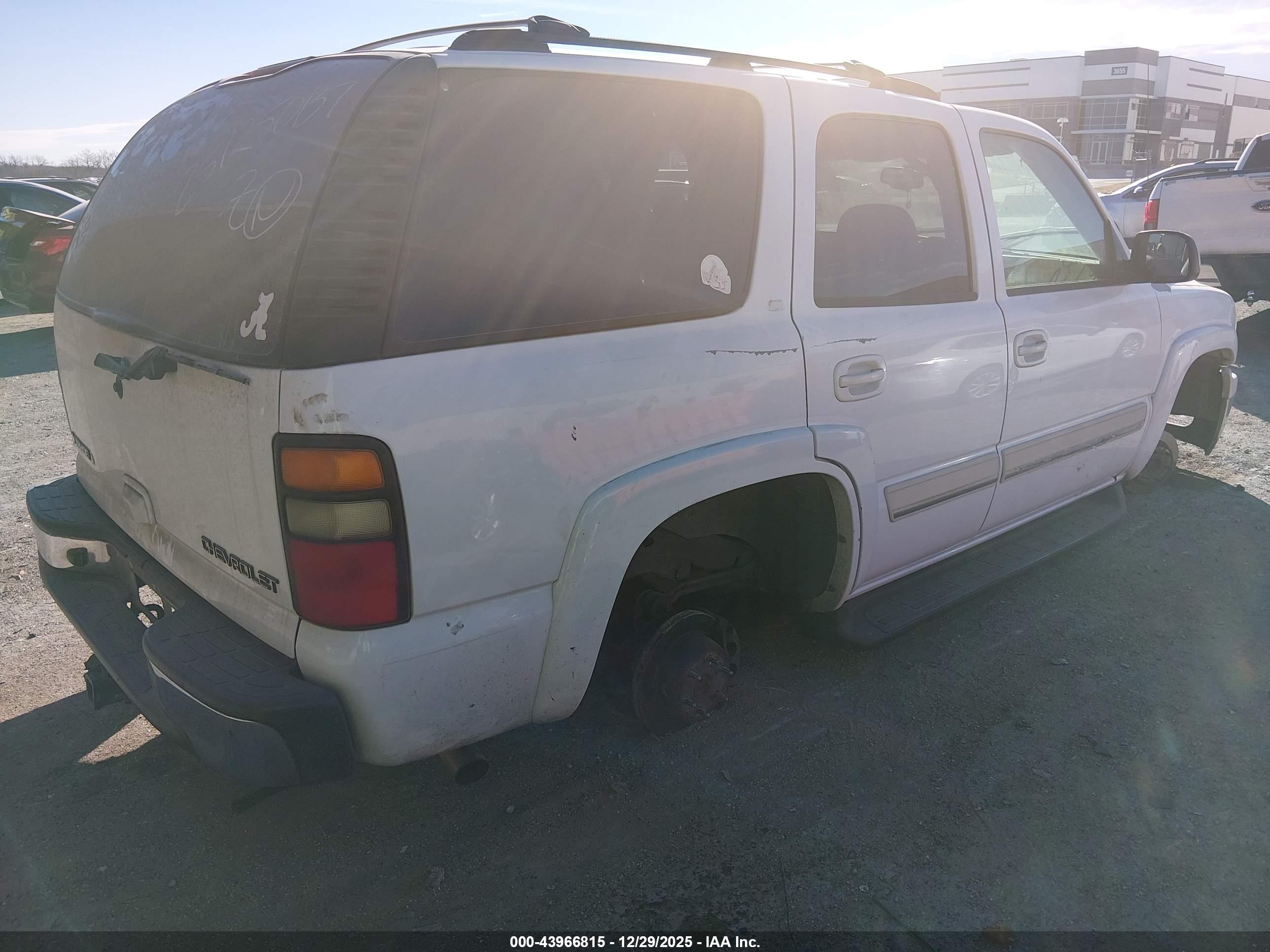 CHEVROLET TAHOE image 4