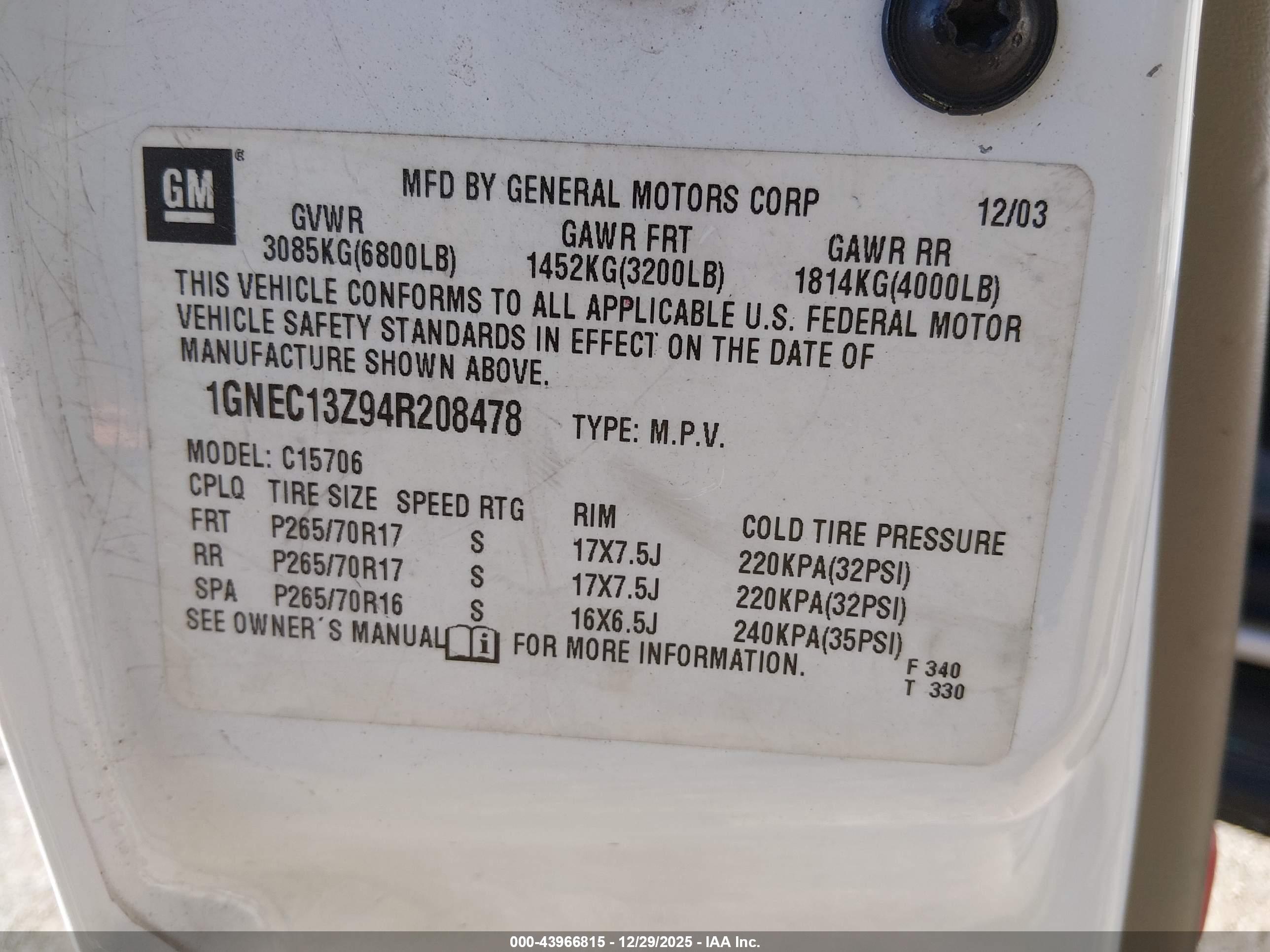 CHEVROLET TAHOE image 9