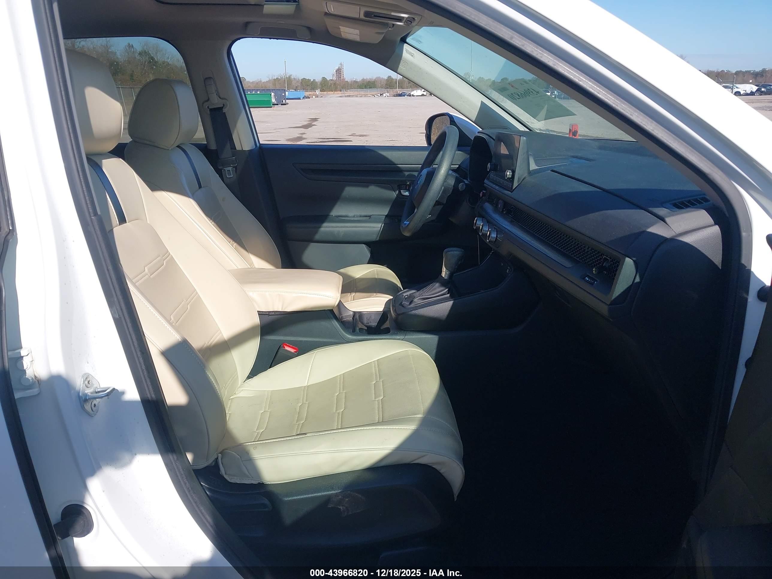 HONDA CR-V image 5