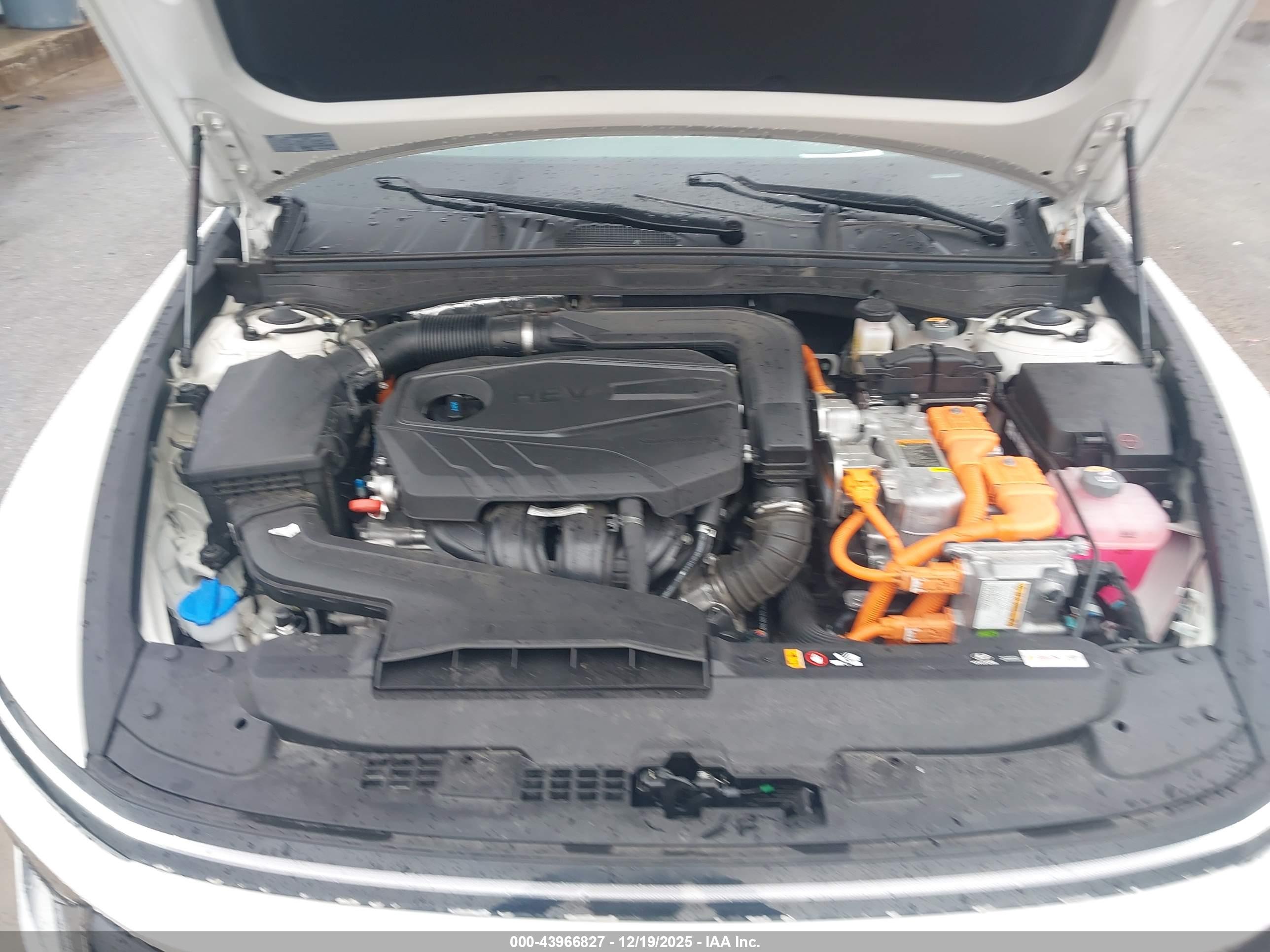 HYUNDAI SONATA image 10