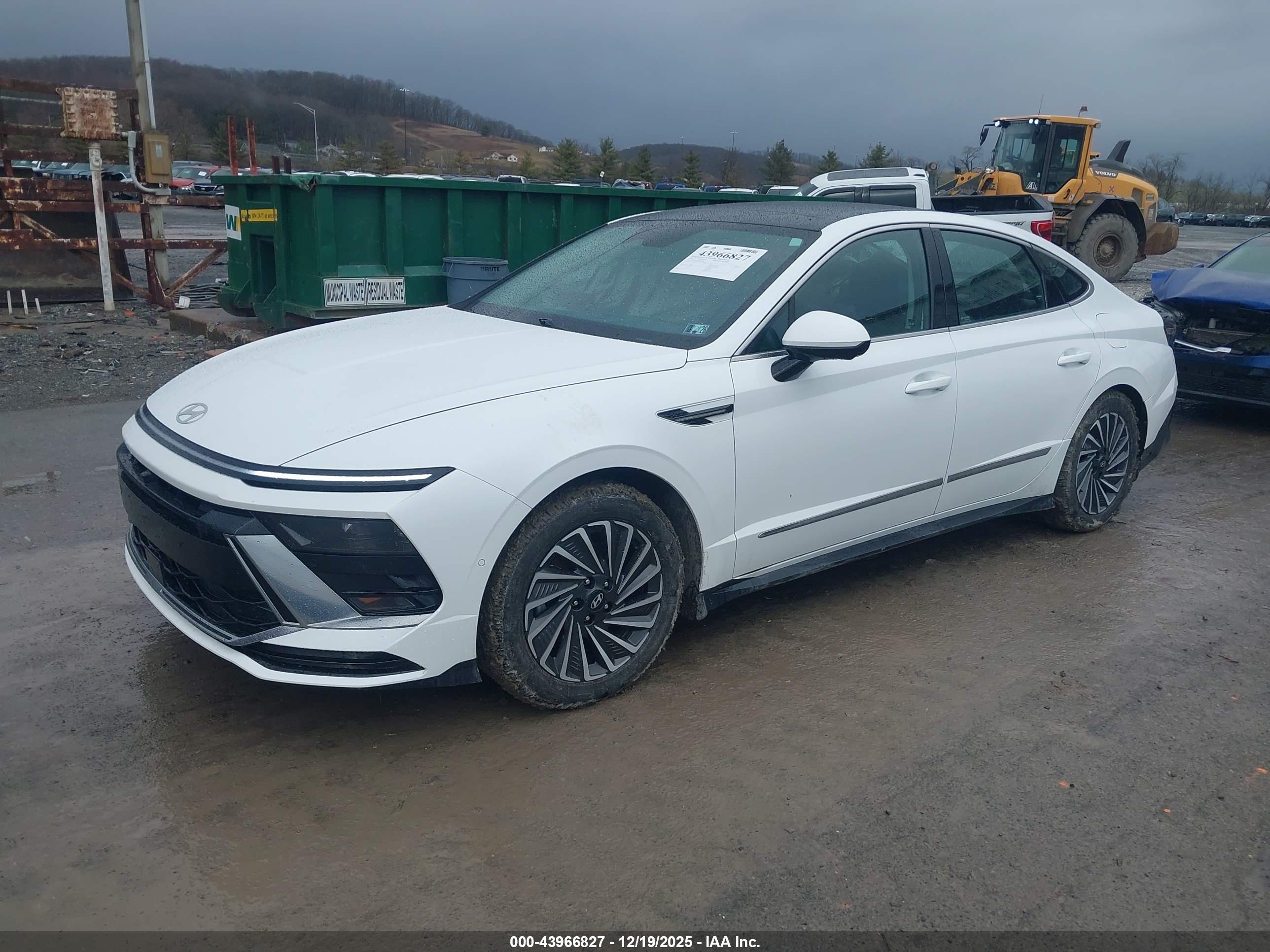 HYUNDAI SONATA image 2