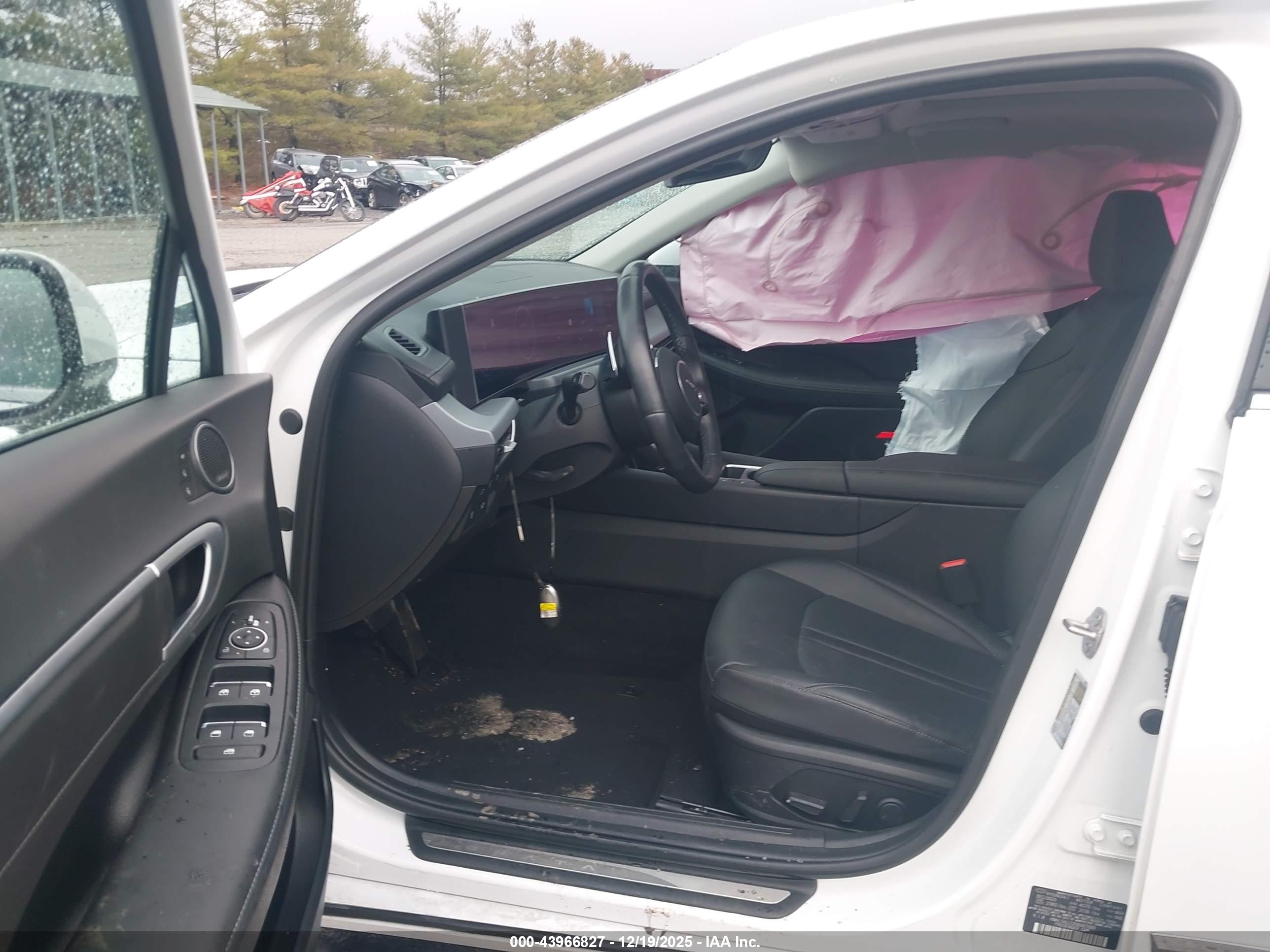 HYUNDAI SONATA image 5