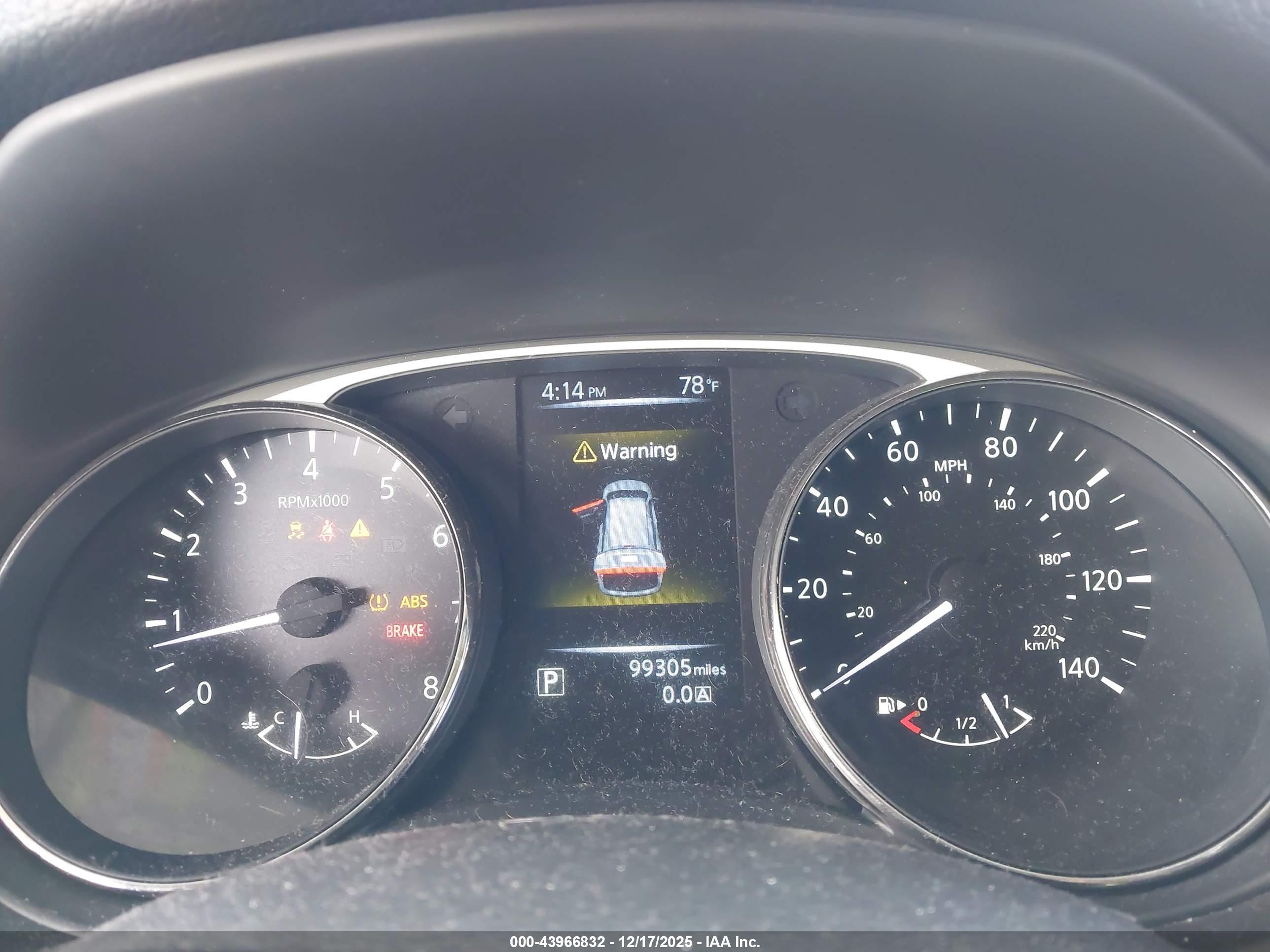 NISSAN ROGUE image 7