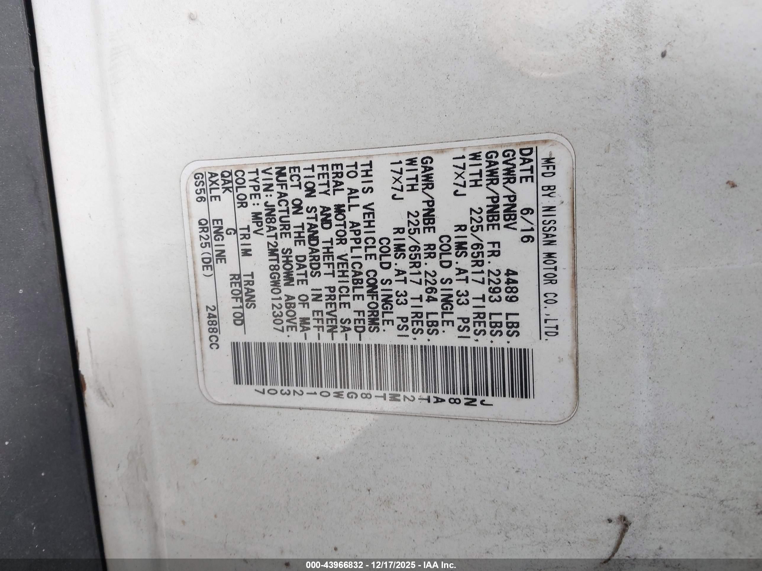 NISSAN ROGUE image 9