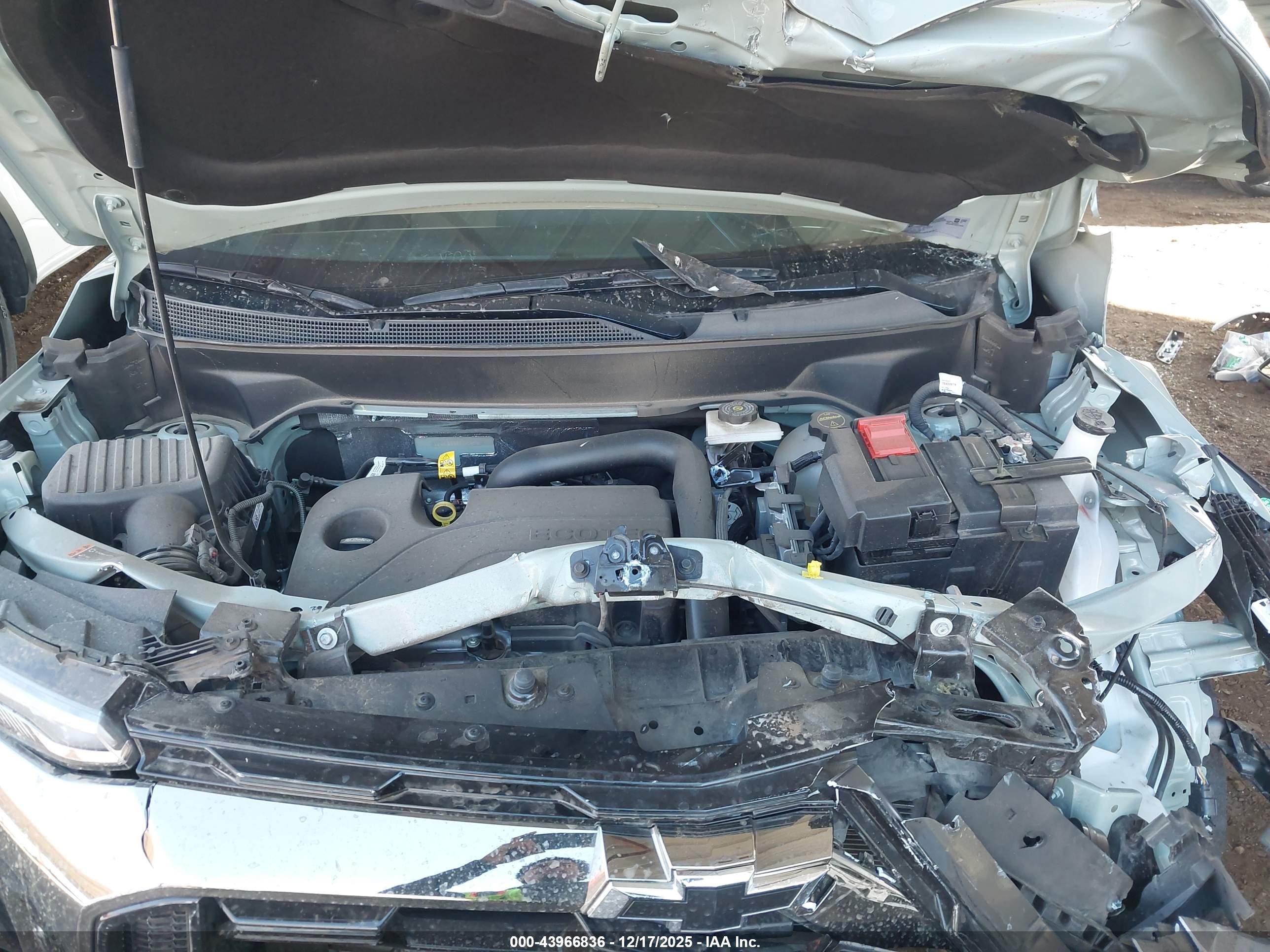 CHEVROLET EQUINOX image 10